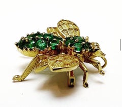 18k Yellow Gold, Pavé Setting Emeralds Diamond Fly Bee Pendant-Brooch