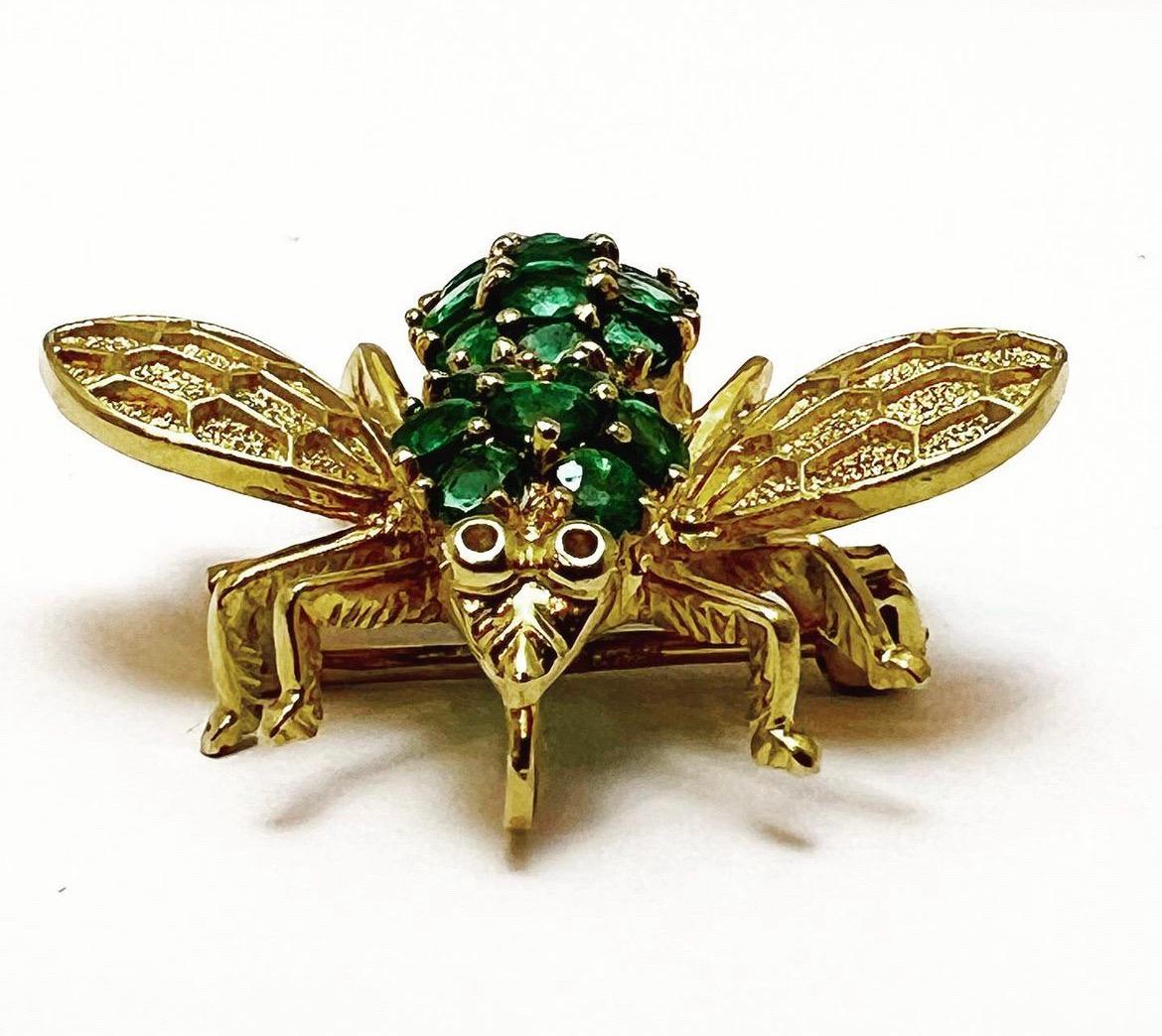 Modern  18k Yellow Gold, Pavé Setting Emeralds Diamond Fly Bee Pendant-Brooch