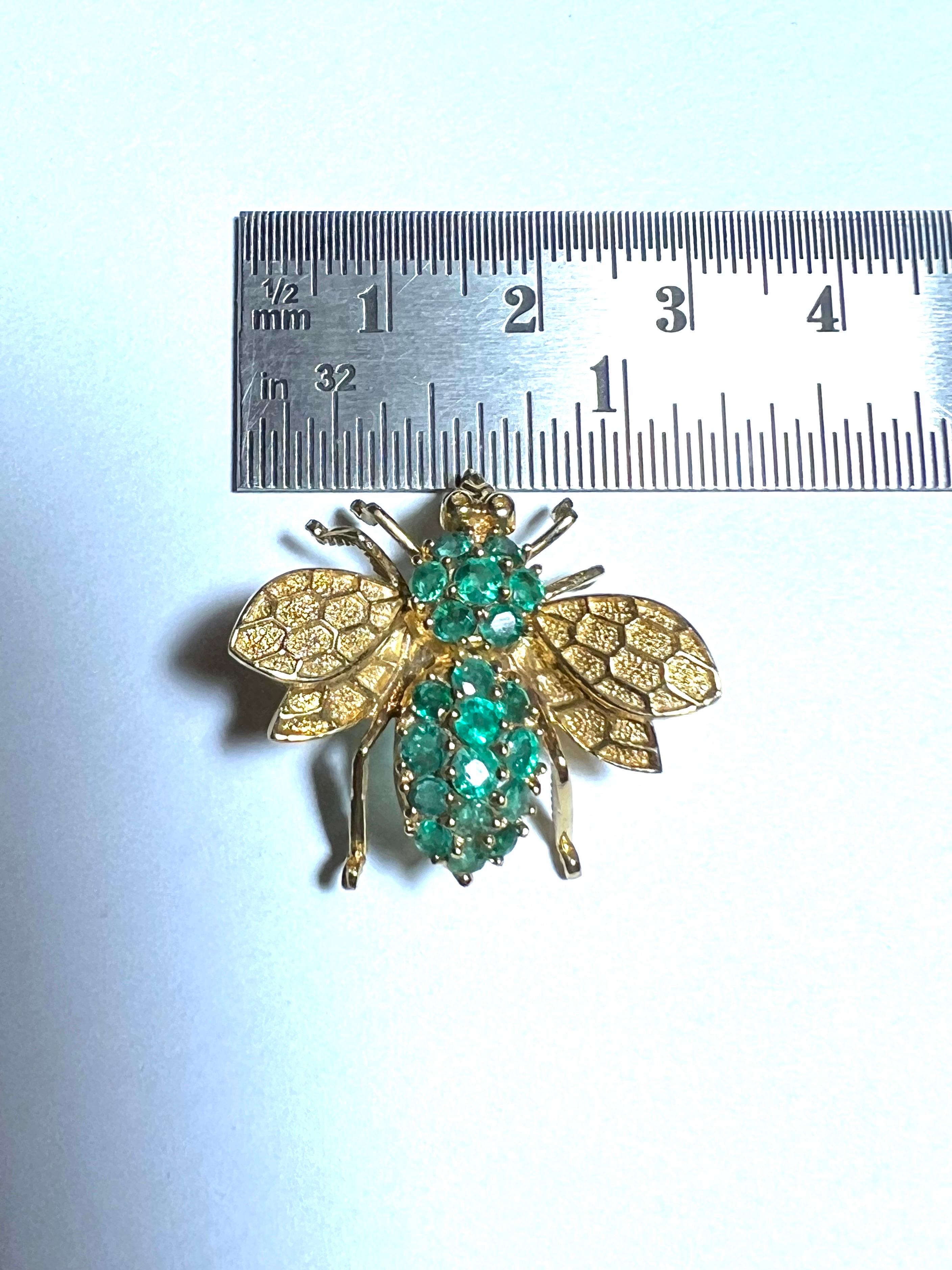 Women's or Men's  18k Yellow Gold, Pavé Setting Emeralds Diamond Fly Bee Pendant-Brooch
