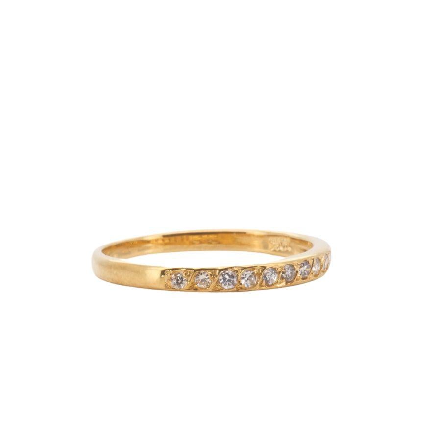 18k Yellow Gold Pave Thin Band Ring with 0.11 Carat of Natural Diamonds In New Condition For Sale In רמת גן, IL