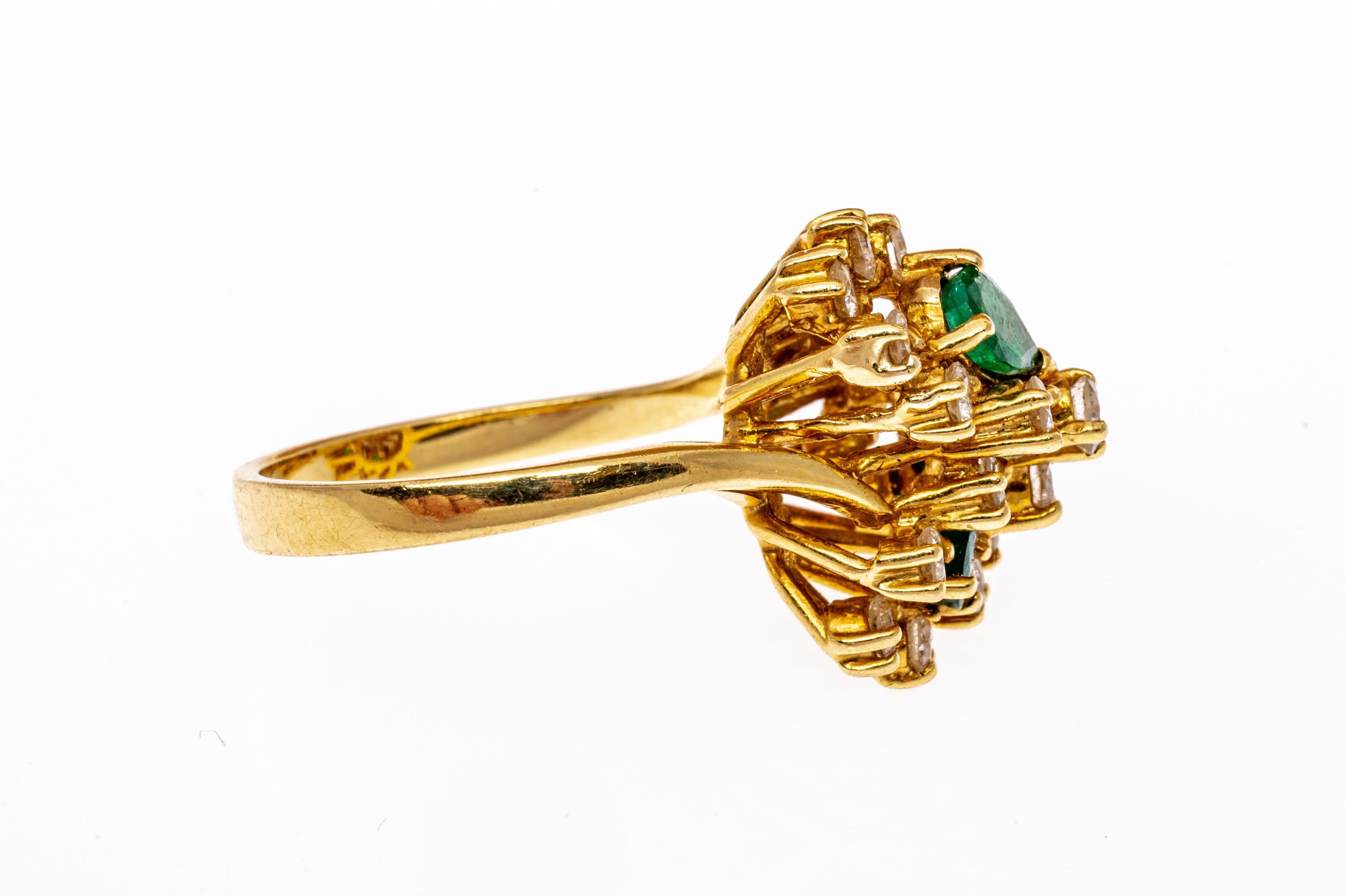 Round Cut 18k Yellow Gold, Pear Emerald and Brilliant Diamond Cluster Ring For Sale