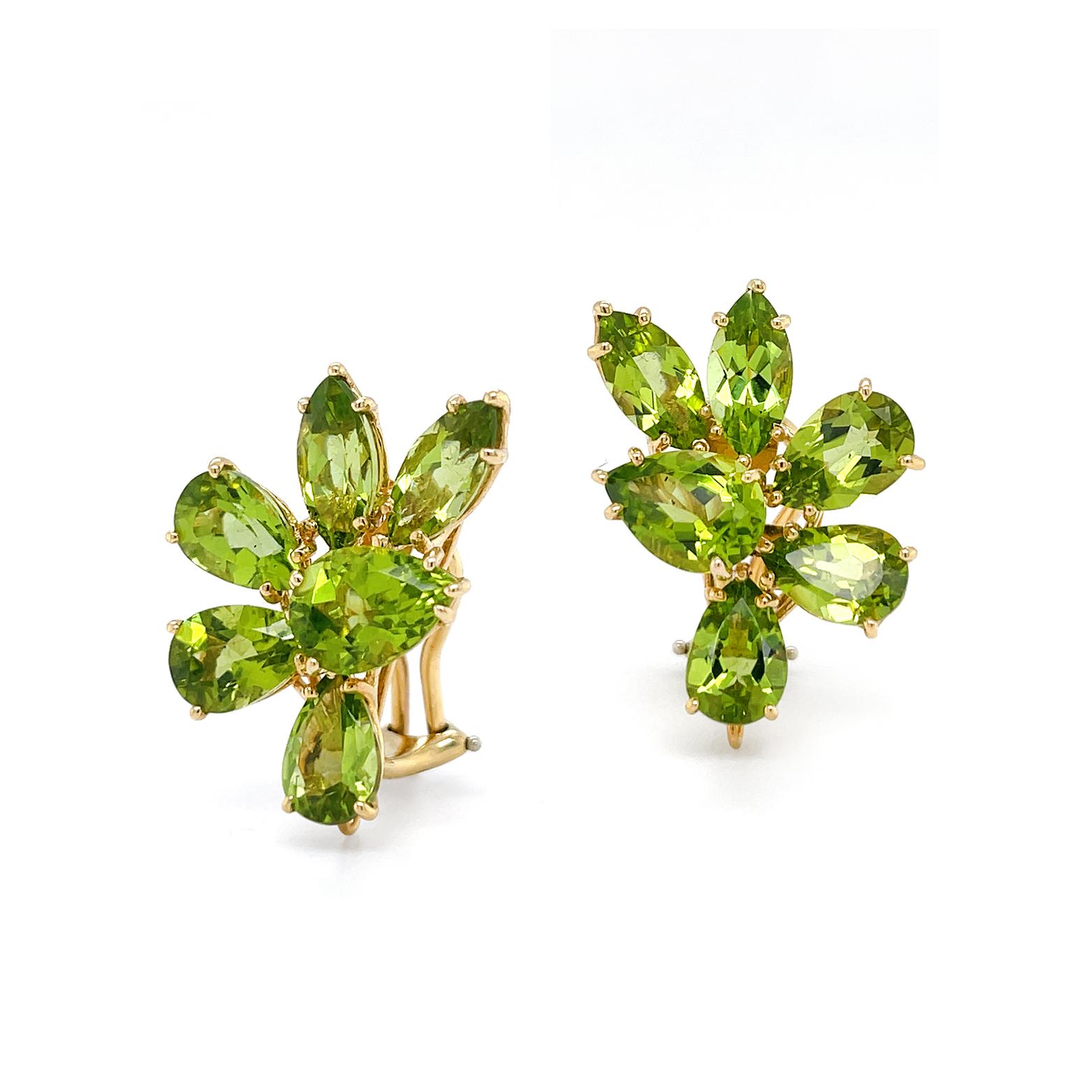 Modern 18K Yellow Gold Pear Marquise Peridot Cluster Earrings For Sale
