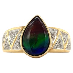 18k Yellow Gold Pear Shape Ammolite and Round Diamond Ring