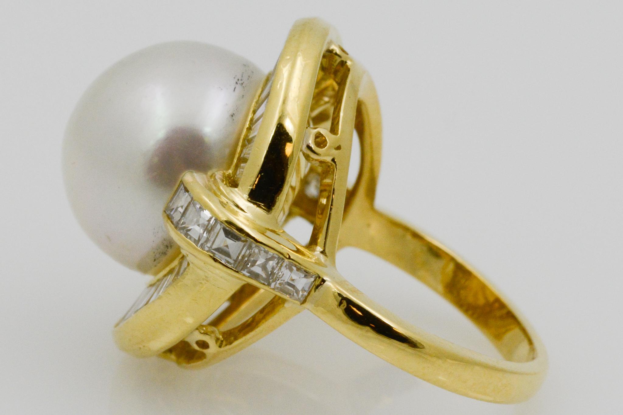 18 Karat Yellow Gold Pearl and Diamond Ring 3