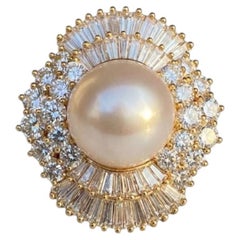 18K Yellow Gold Pearl Diamond Cocktail Ring