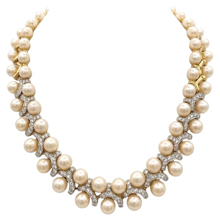 Collana con collare di perle e diamanti in oro giallo 18K in vendita
