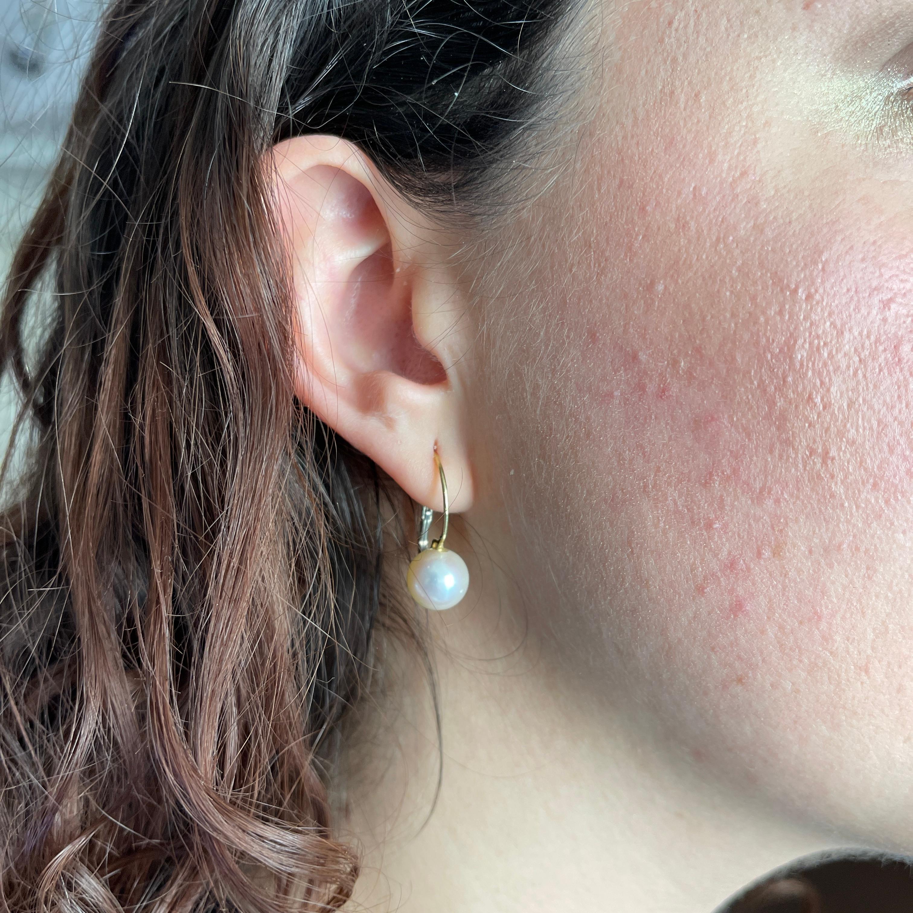 Orecchini con perle in oro giallo 18K in vendita 2