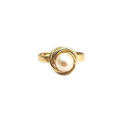18K Yellow Gold Pearl Ring Size 6 #22898