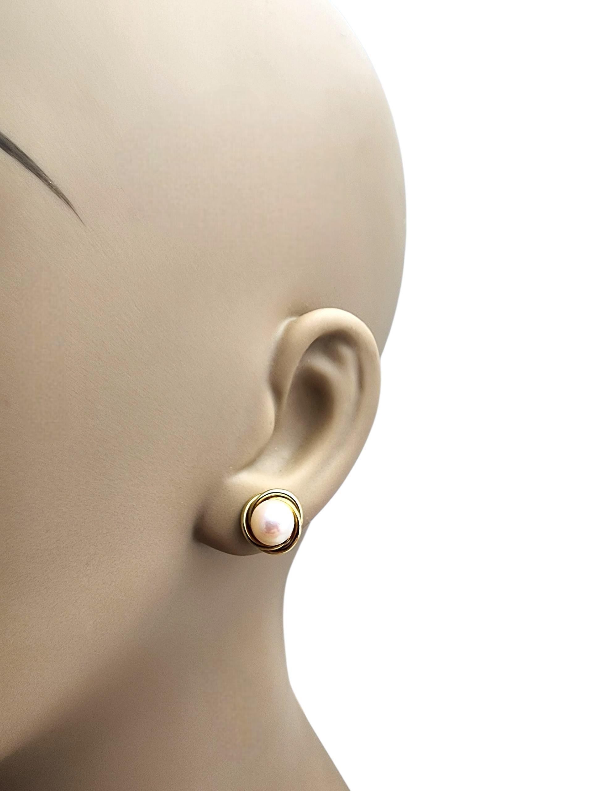 Pendientes de oro amarillo de 18 quilates con perlas #22746 en venta 2