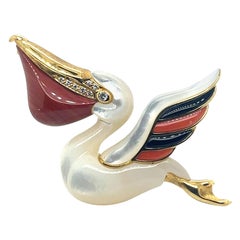 18k Yellow Gold Pelican Brooch