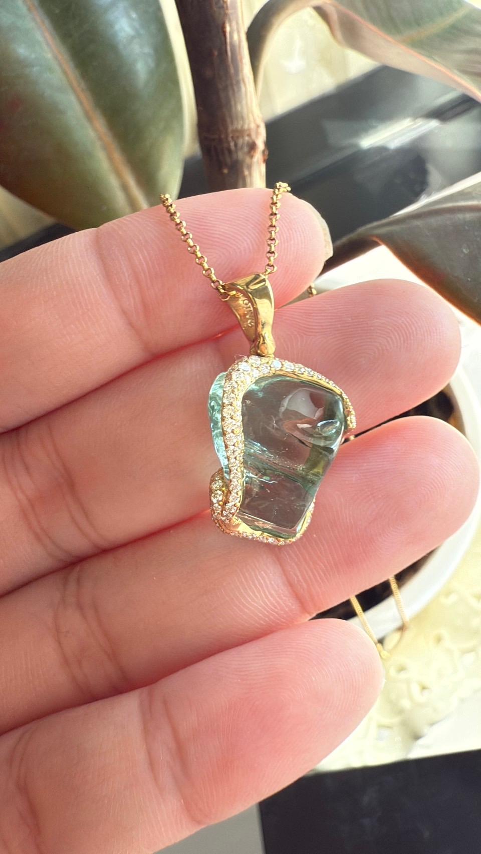 18K Yellow Gold Pendant White Diamond and Aquamarine For Sale 11