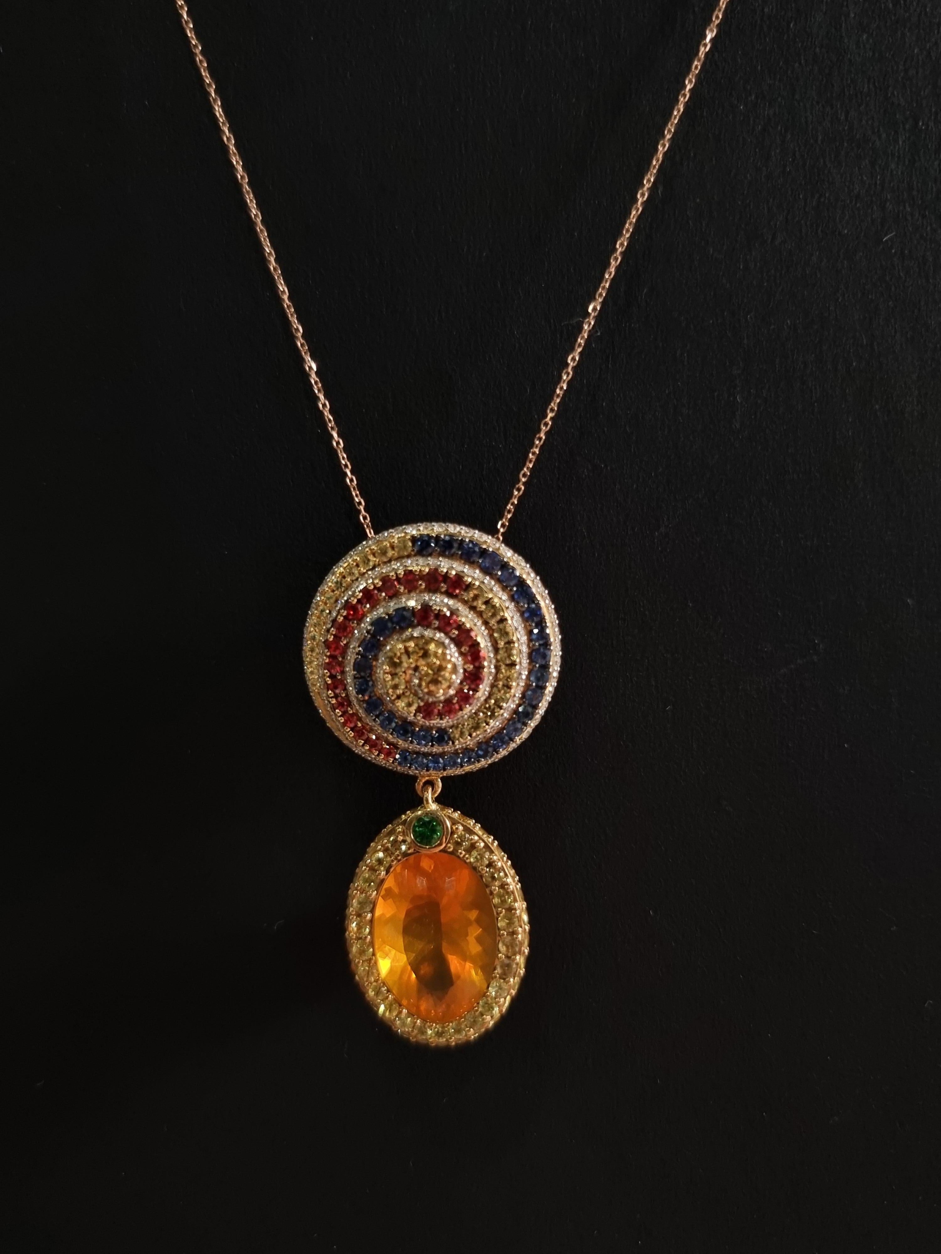 Pendentif en or jaune 18K Diamant blanc Saphirs Tsavorite et Opale Feu Neuf - En vente à ประเวศ, TH