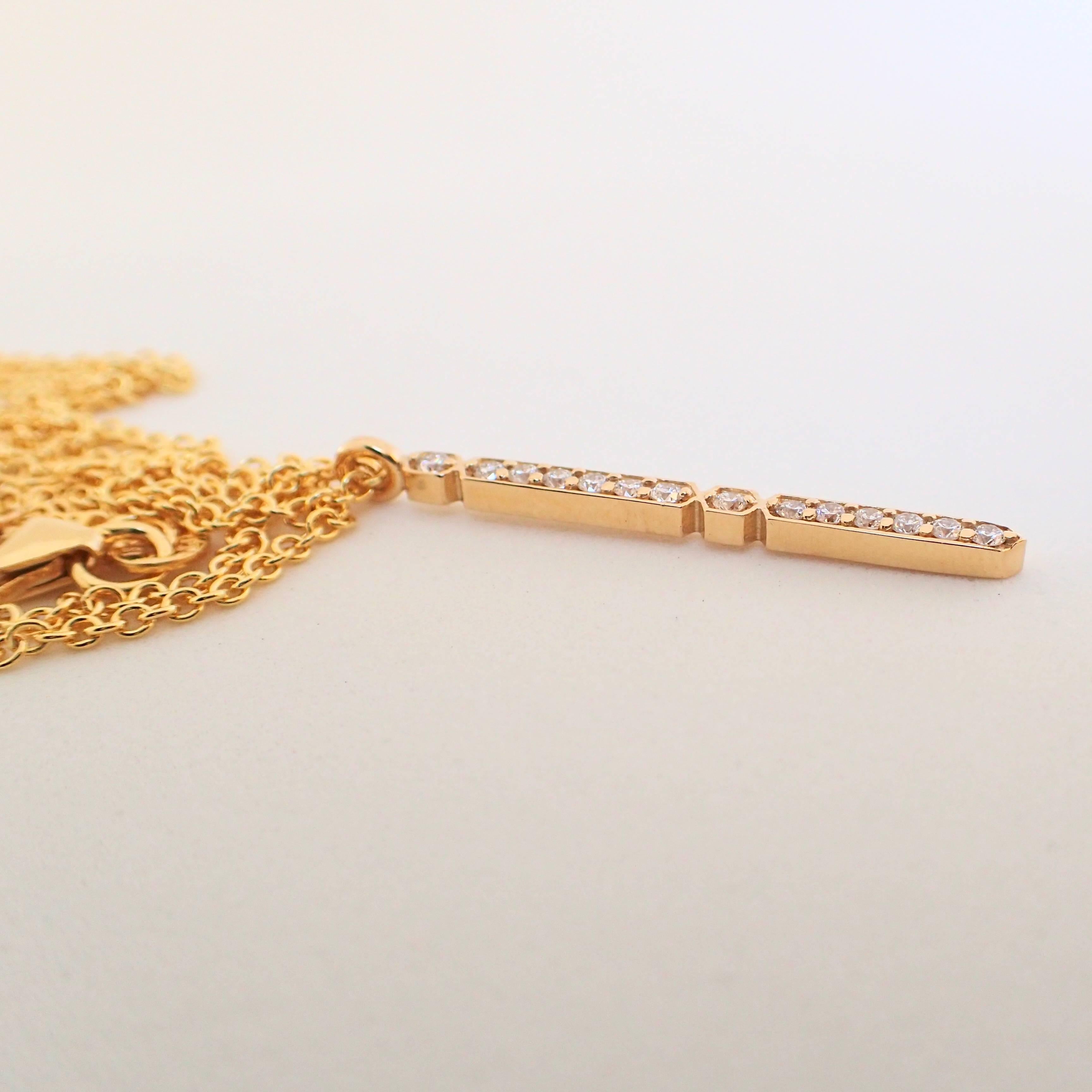 18 Karat Yellow Gold Pendant with 0.21 Carat of Diamond on an Cable Chain 2