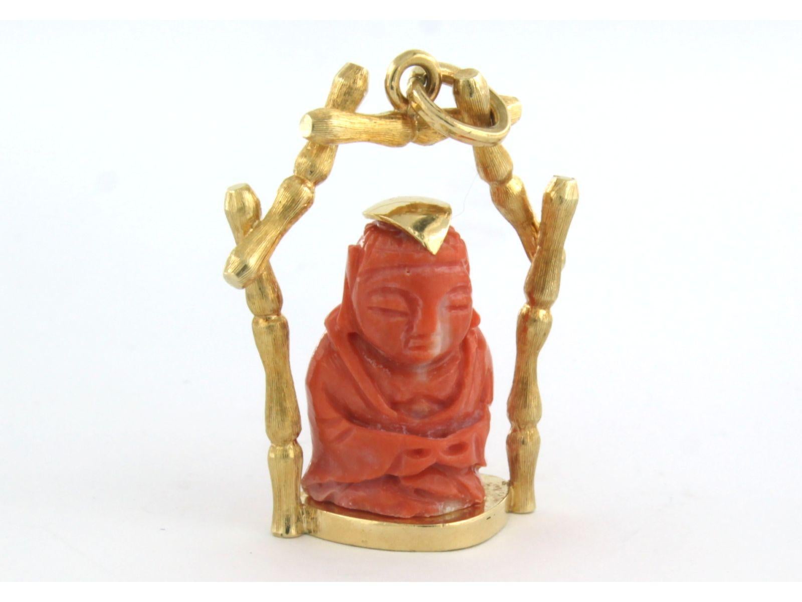 Pendentif en or jaune 18 carats avec corail en forme de bouddha 10,8 grammes en vente 1
