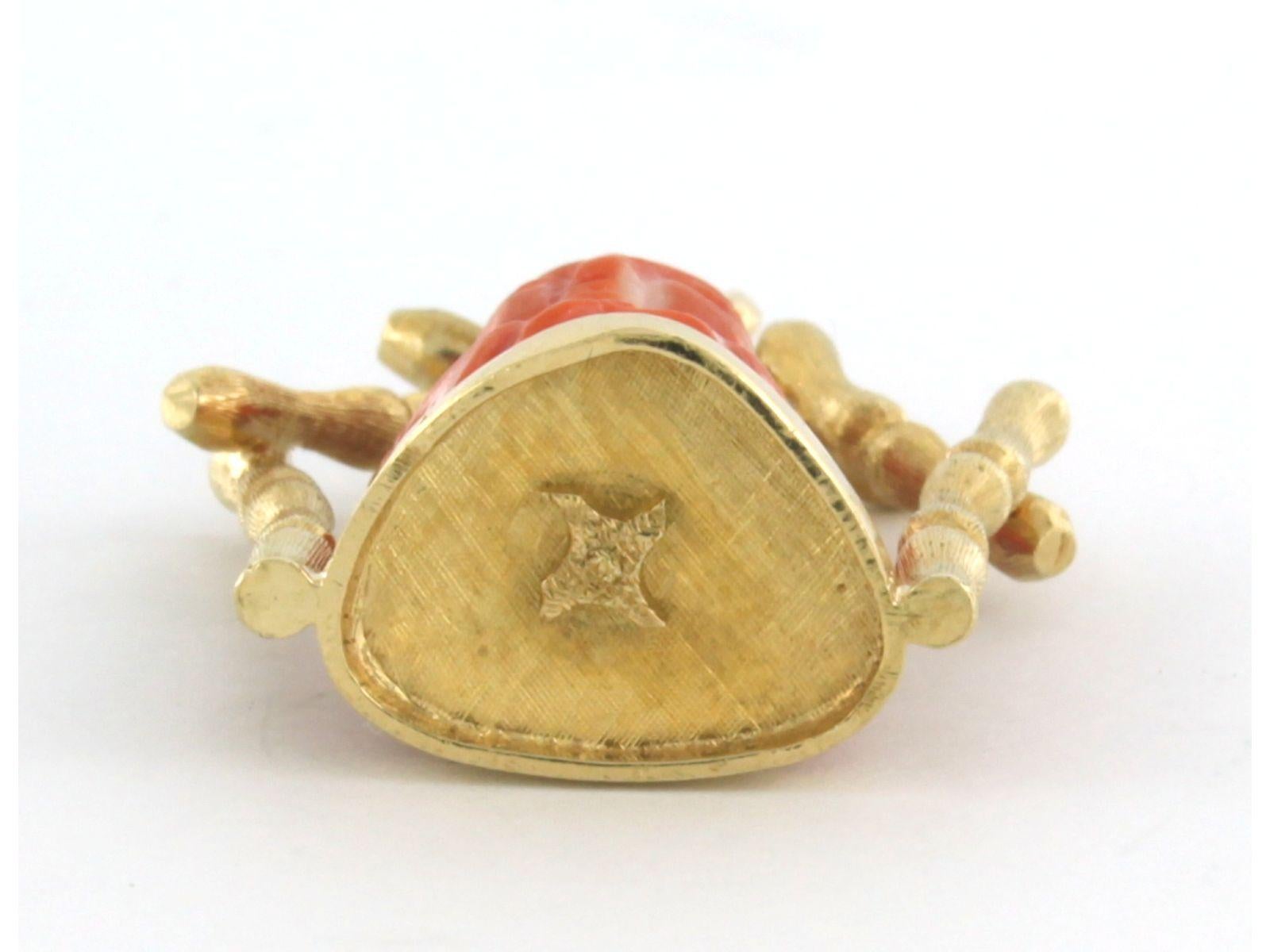 Pendentif en or jaune 18 carats avec corail en forme de bouddha 10,8 grammes en vente 2