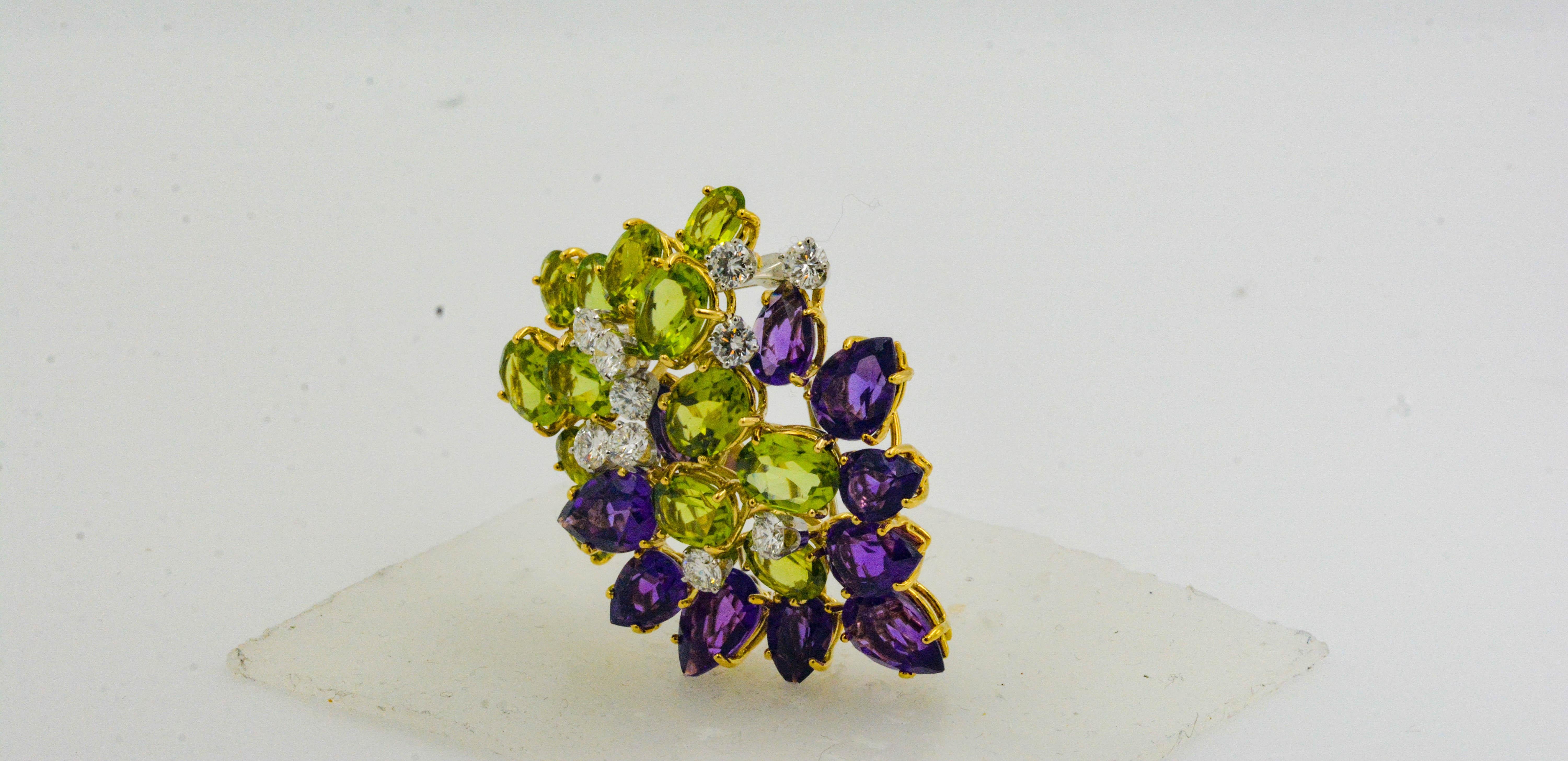 18 Karat Yellow Gold Peridot, Amethyst and Diamond Fancy Cluster Brooch In Excellent Condition In Dallas, TX
