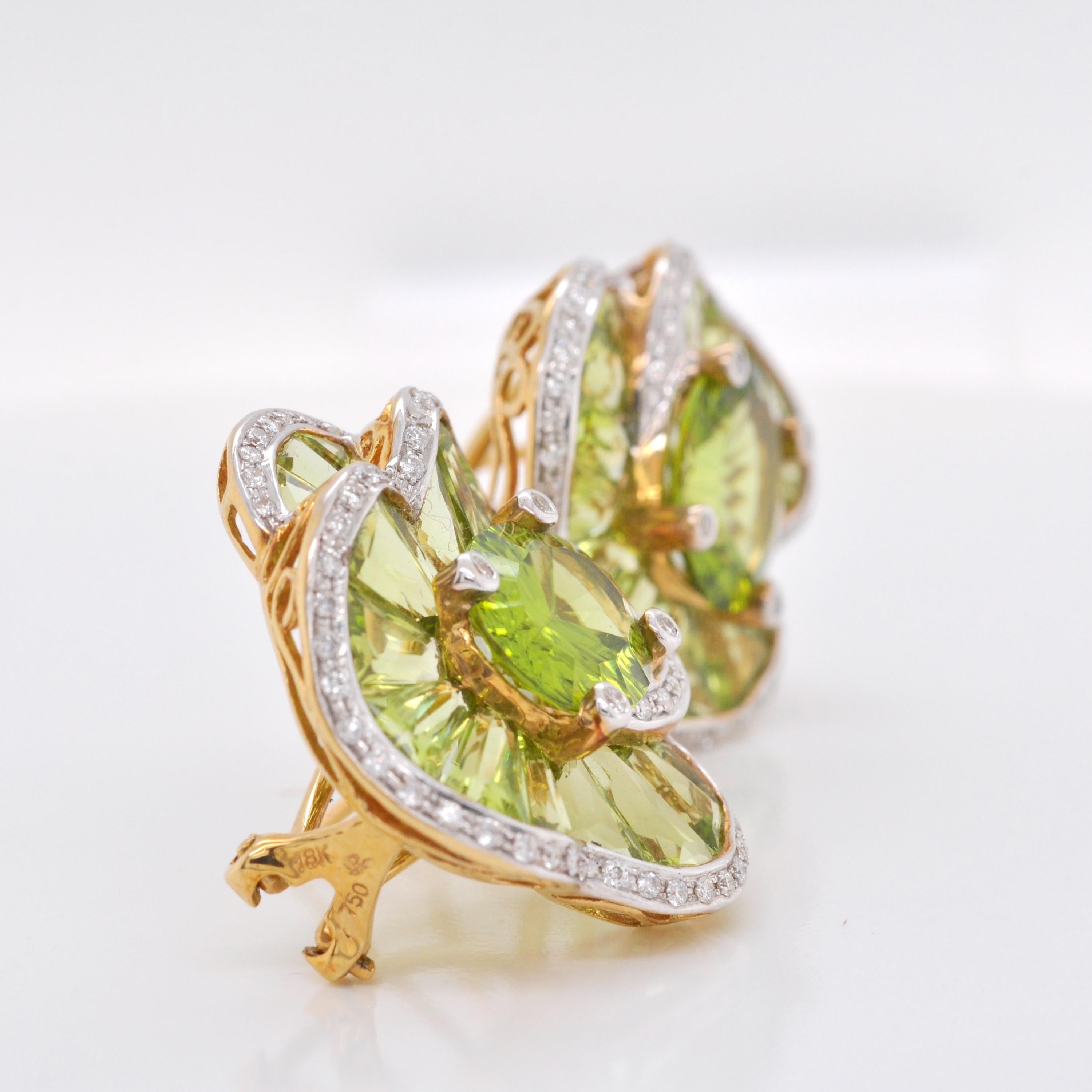 18K Yellow Gold Peridot Special Cut Flower Contemporary Cocktail Stud Earrings For Sale 8