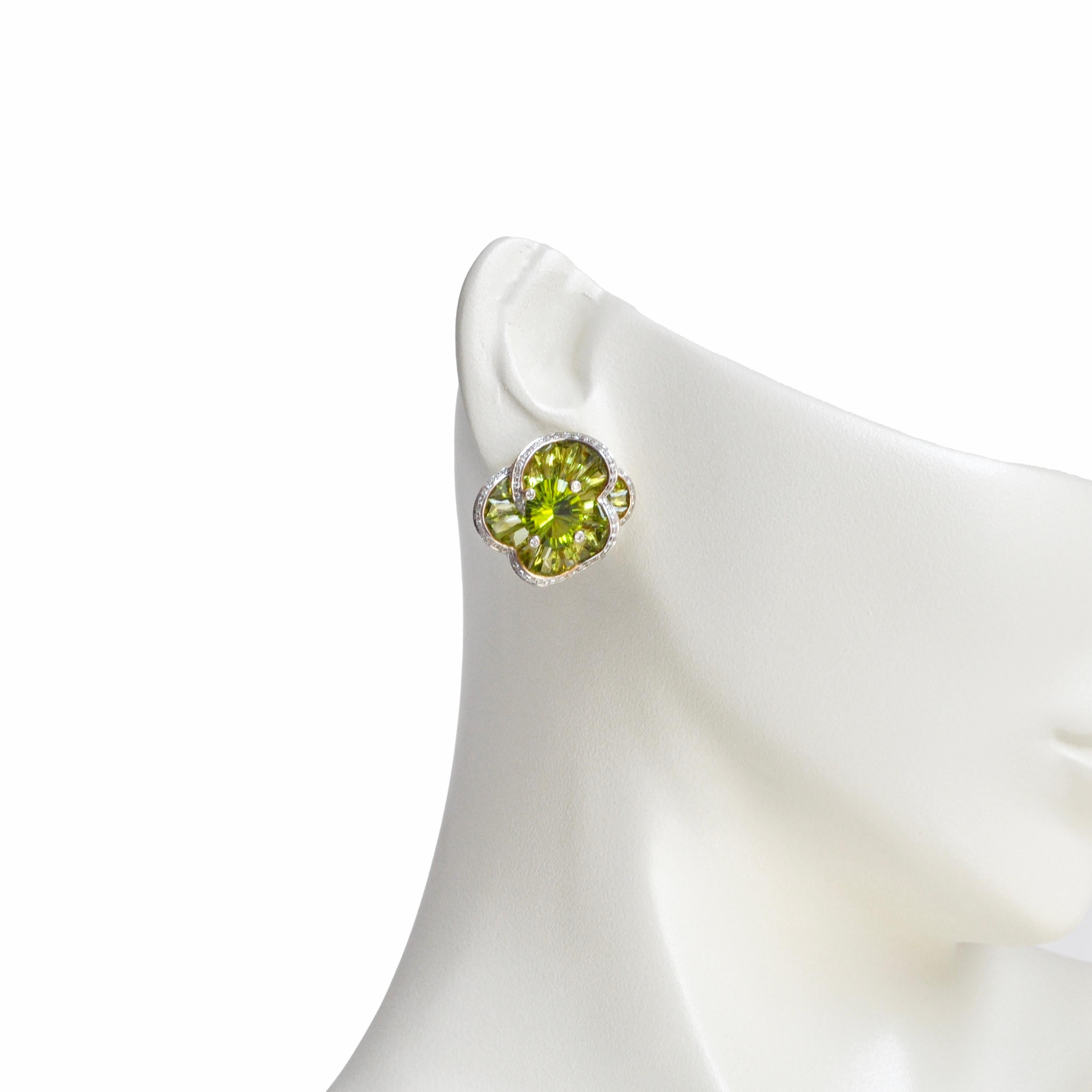 Women's 18K Yellow Gold Peridot Special Cut Flower Contemporary Cocktail Stud Earrings For Sale