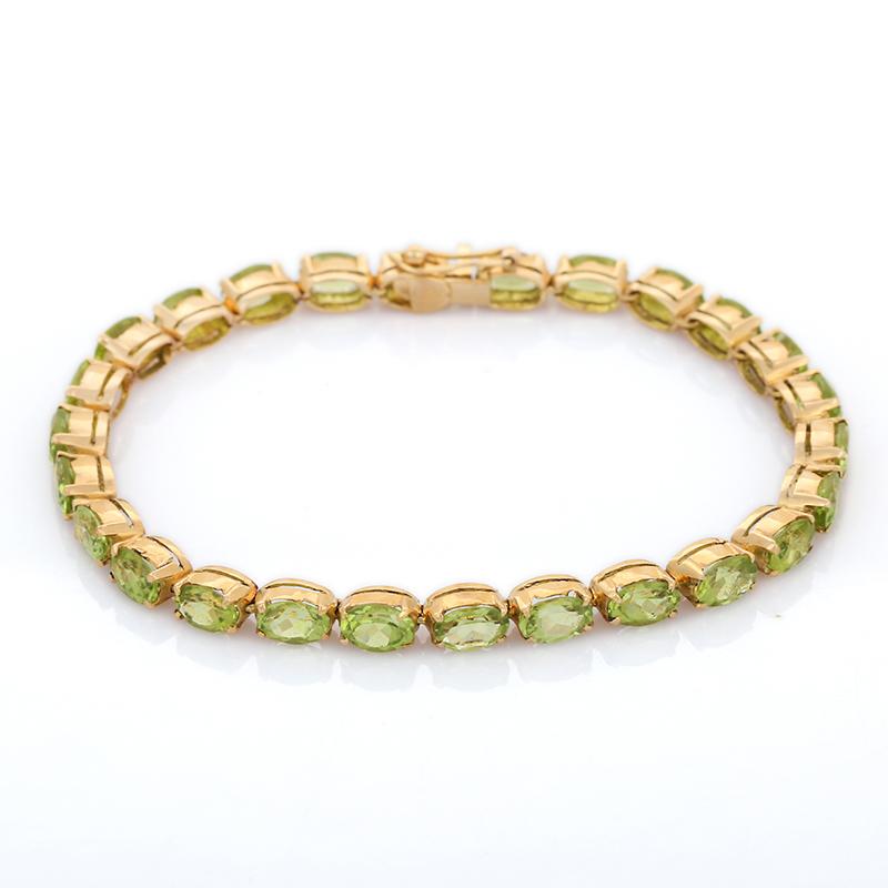 Taille ovale Bracelet tennis en or jaune massif 18 carats avec péridot naturel facetté 18,5 carats en vente
