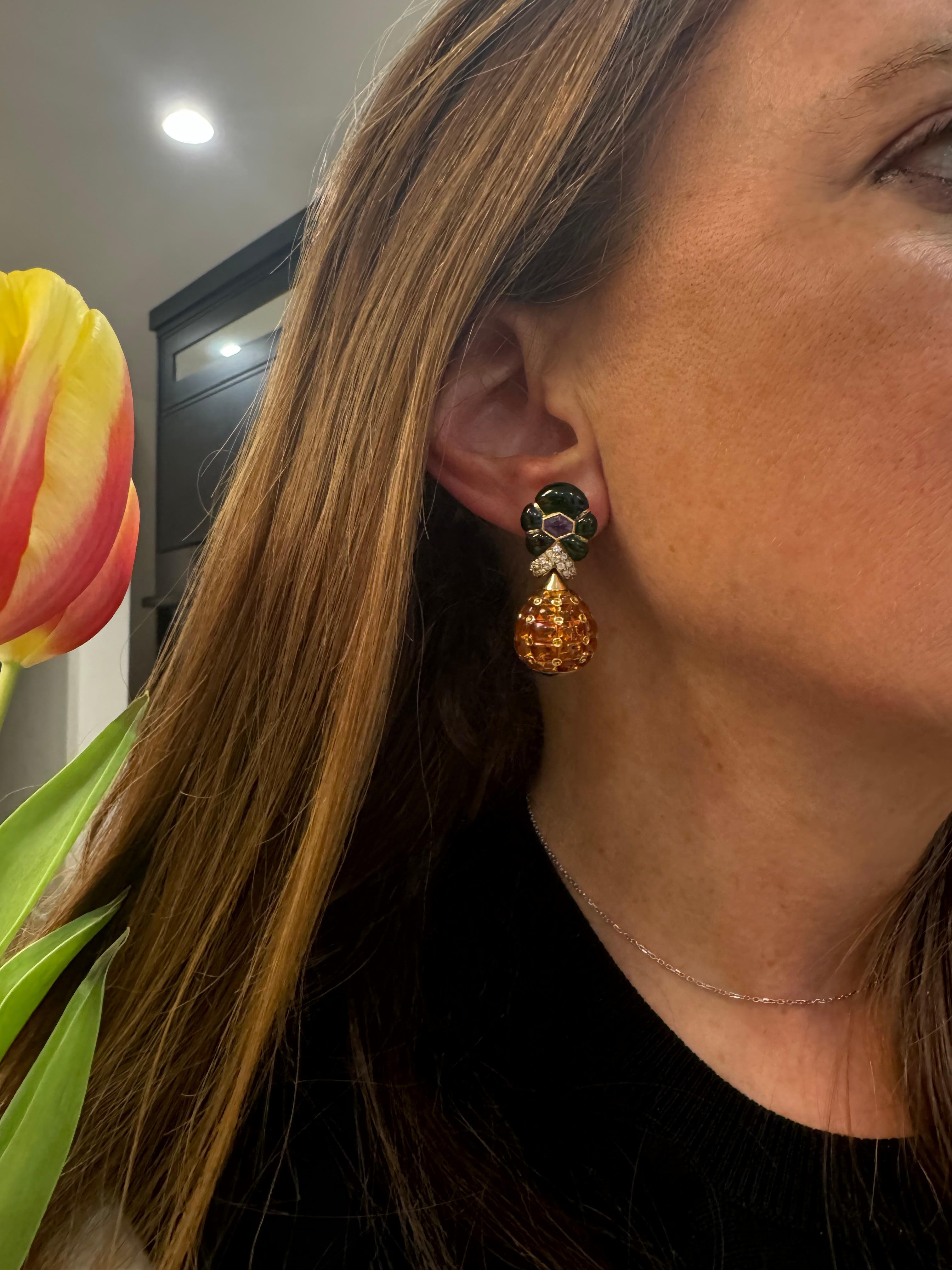 Women's or Men's 18K Yellow Gold Pineapple Clip-On Earrings For Sale