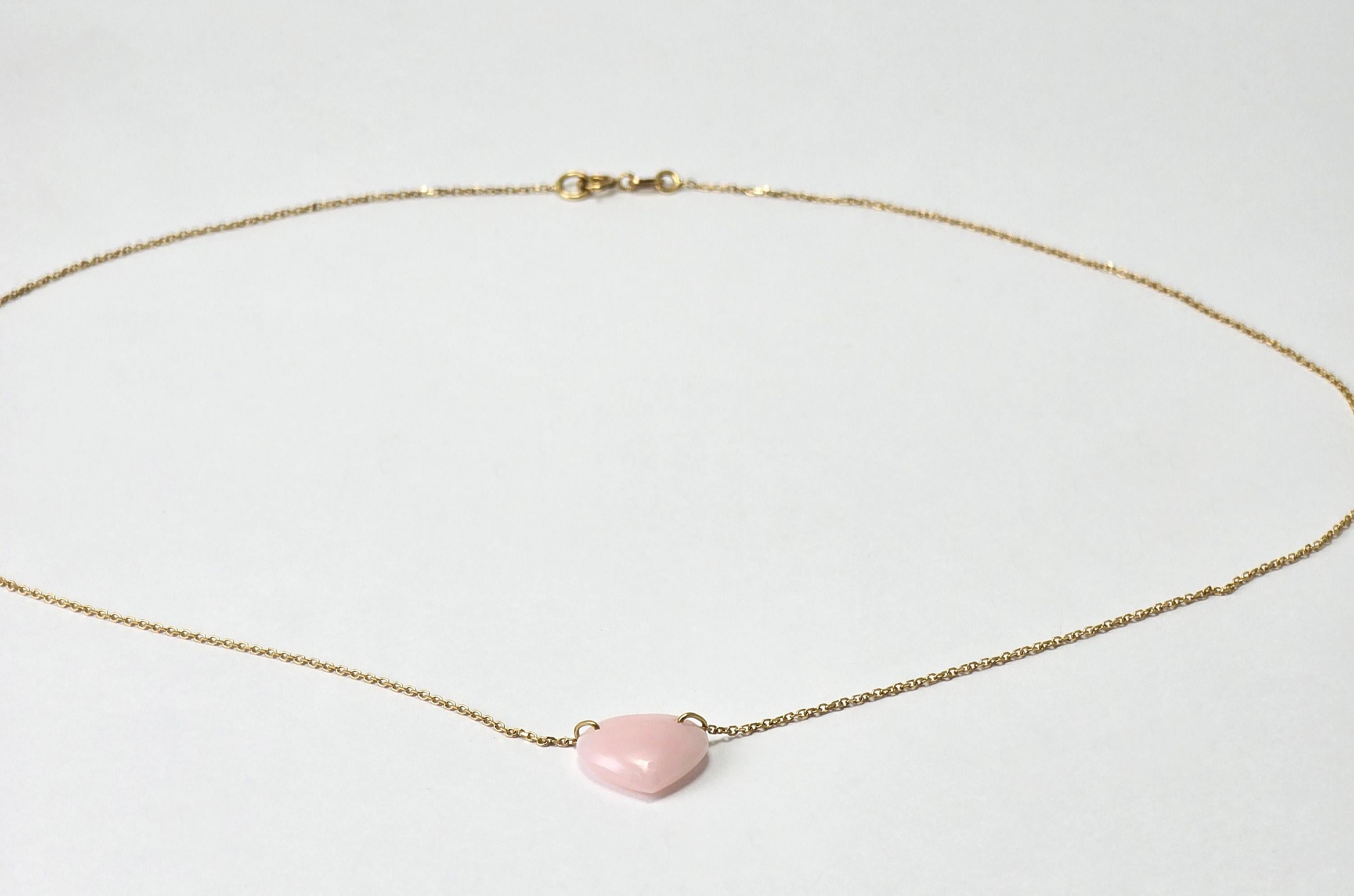 Collana con cuore in oro giallo 18K e opale rosa In condizioni Nuovo in vendita a София, BG