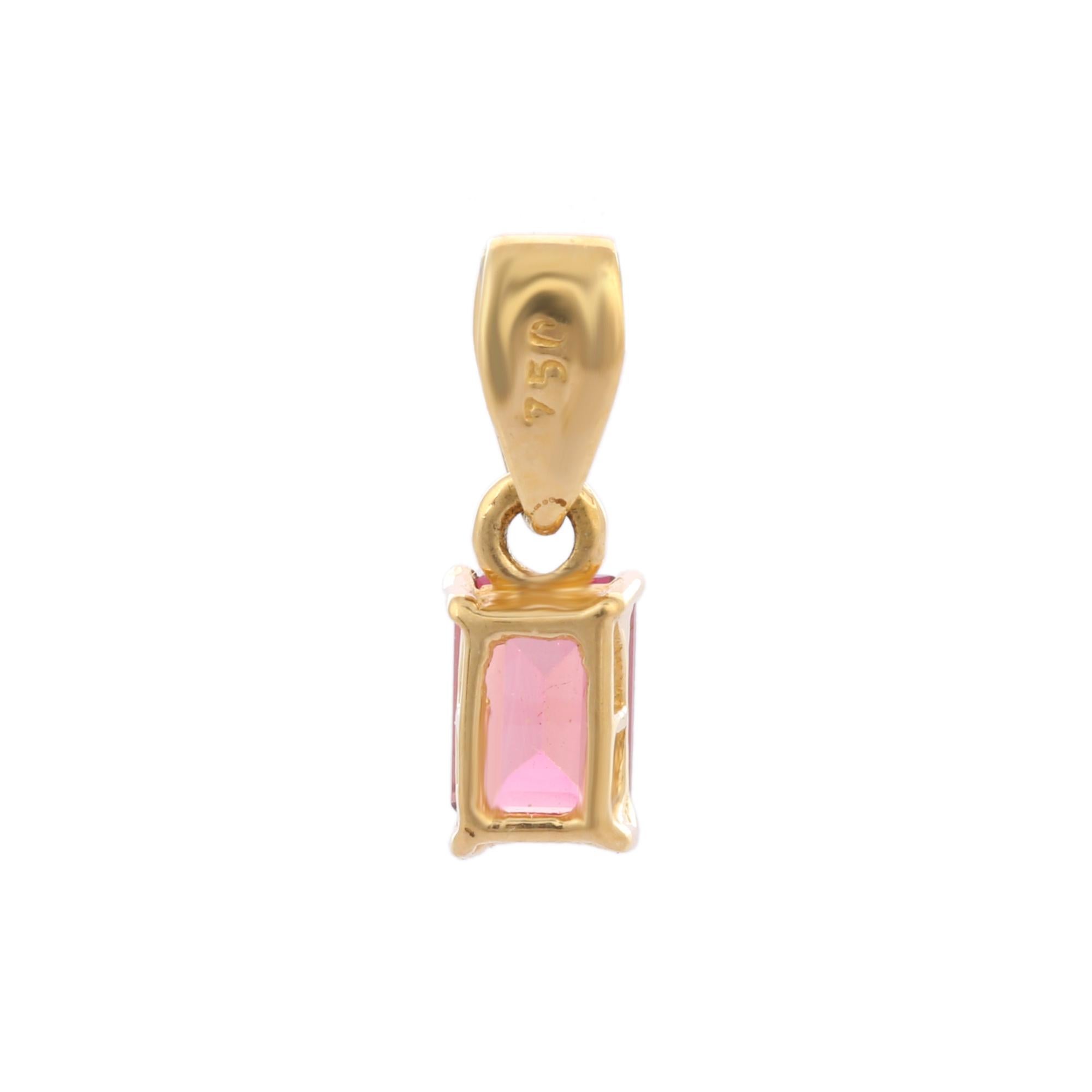 Modern 18K Yellow Gold Pink Sapphire Everyday Wear Solitaire Pendant