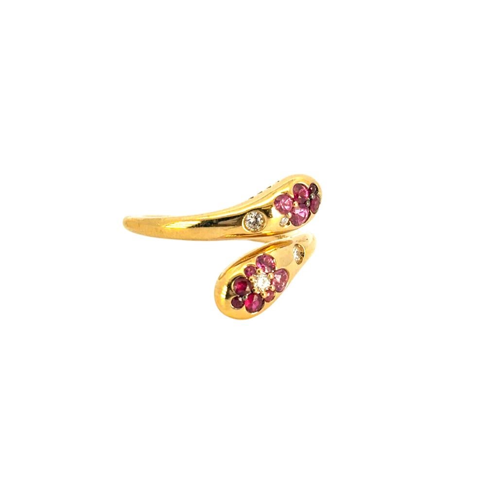 Bague serpent en or jaune 18 carats, saphir rose, rubis et diamant Excellent état - En vente à Boca Raton, FL
