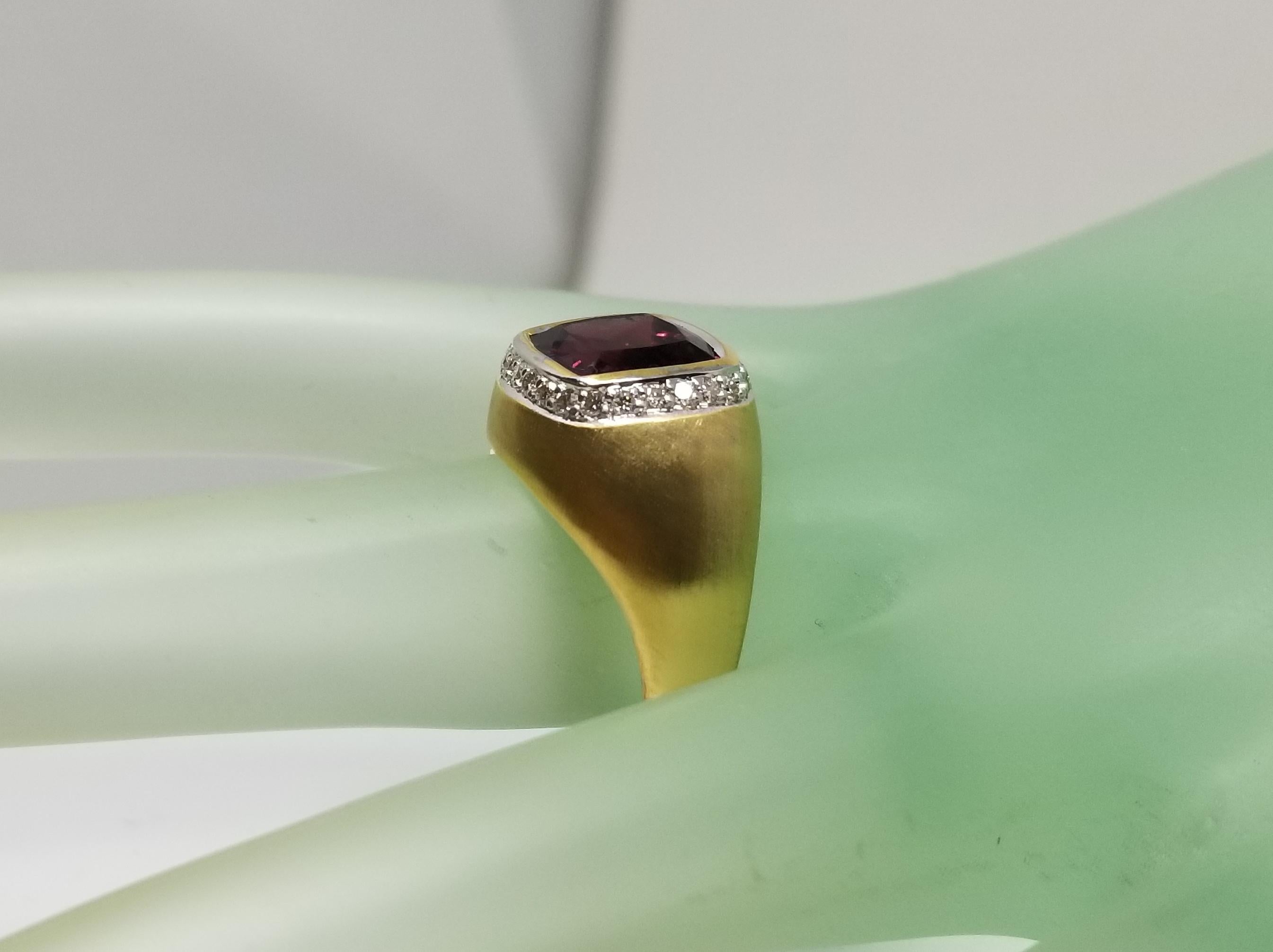 18 Karat Yellow Gold Pink Tourmaline and Diamond 