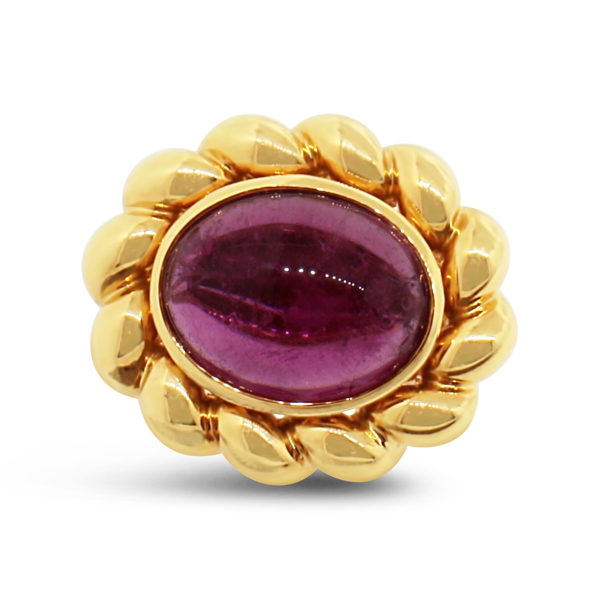 Women's 18k Yellow Gold Pink Tourmaline Cabochon Clip-on Earrings For Sale