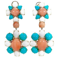 Pendientes de Oro Amarillo de 18 K, Coral Rosado, Turquesa y Diamantes de 2,75 Pulgadas de Largo