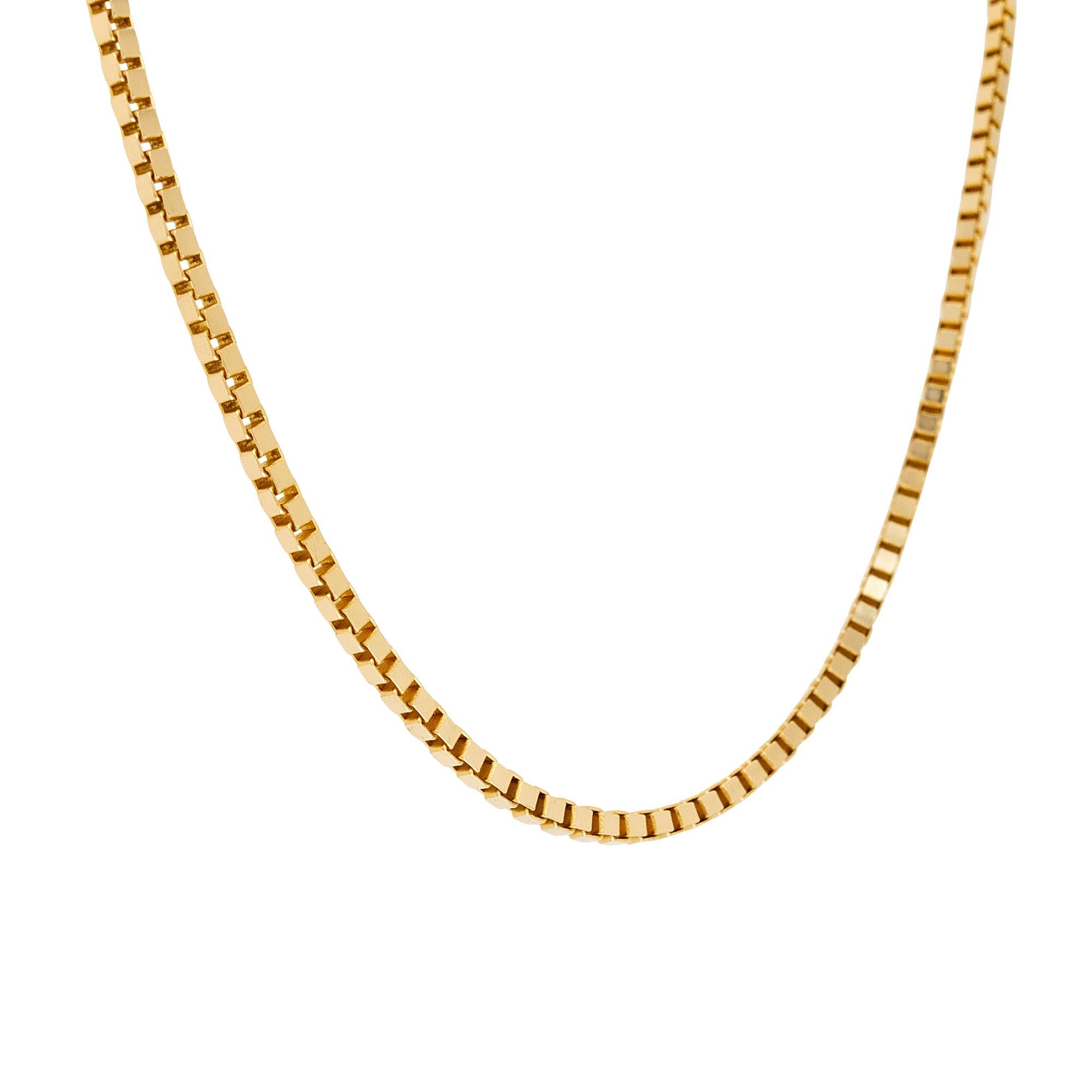 18k Yellow Gold Plain Chain Necklace In New Condition For Sale In Boca Raton, FL