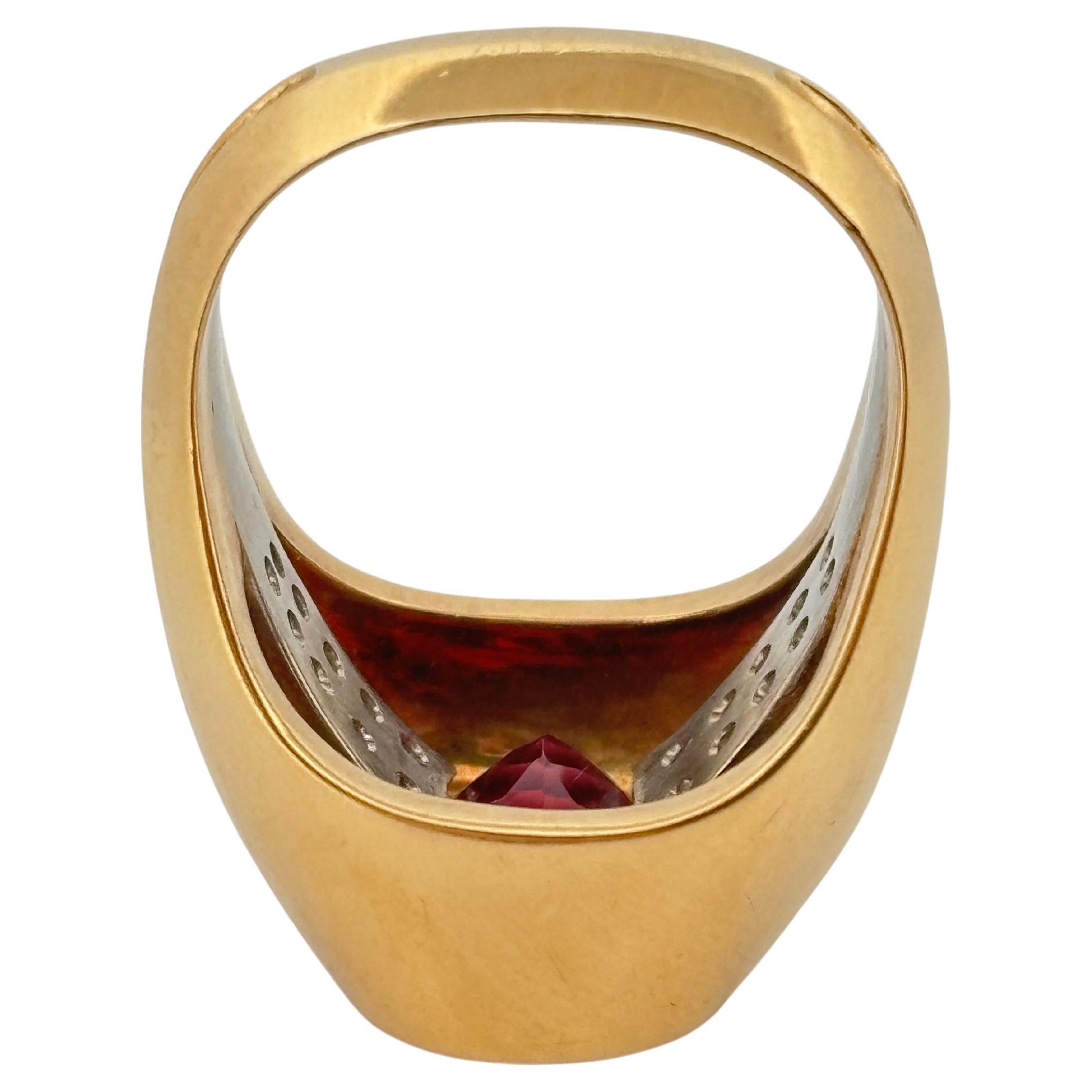 Platinum & 18K Yellow Gold 3.50ctw Pink Morganite and 0.20ctw I SI2 Diamond Ring For Sale 1