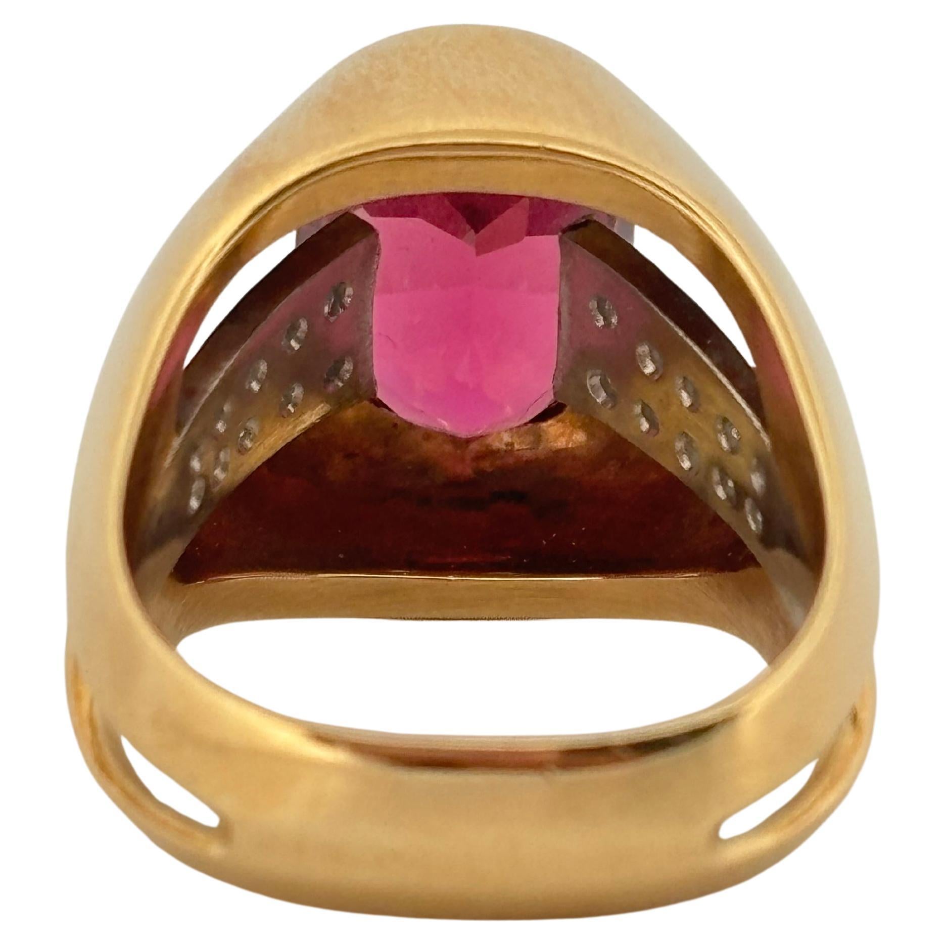Platinum & 18K Yellow Gold 3.50ctw Pink Morganite and 0.20ctw I SI2 Diamond Ring For Sale 2