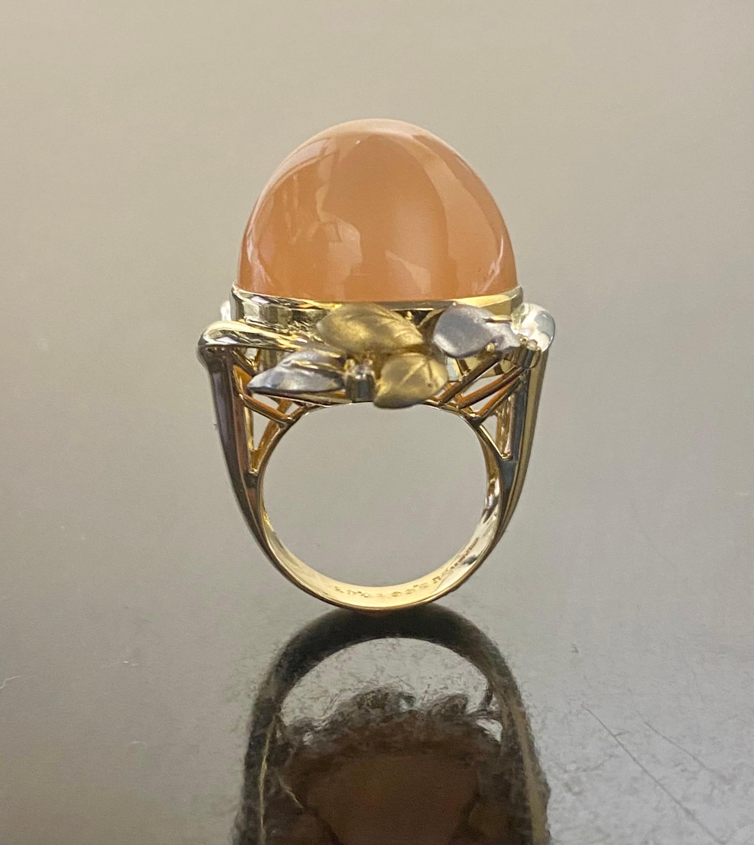Art Nouveau 18K Yellow Gold Platinum 53.66 Carat Cat's Eye Pink Moonstone Cocktail Ring For Sale