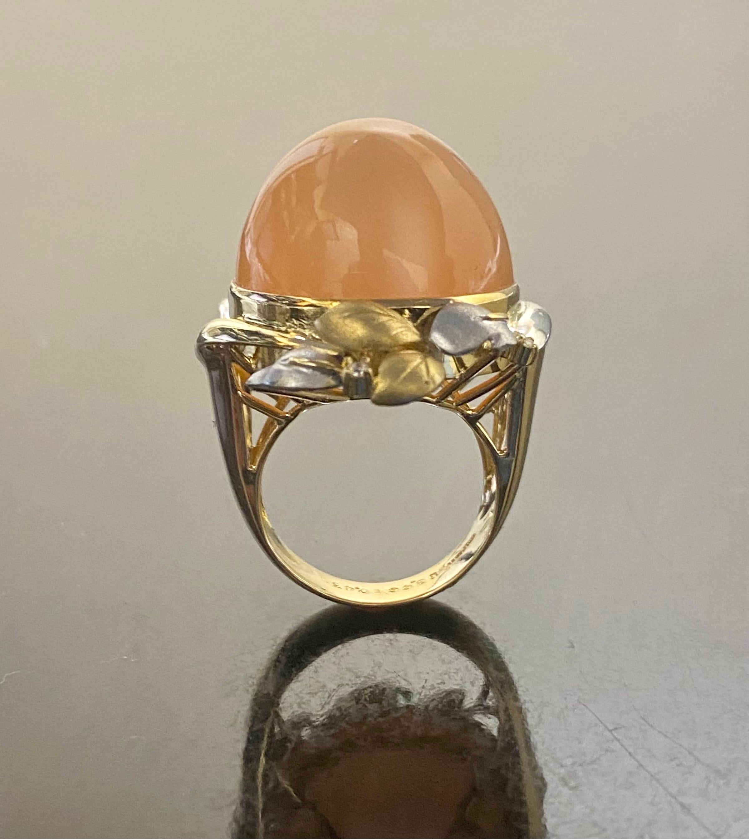 Art nouveau Bague cocktail œil de chat en or jaune 18 carats et platine 53,66 carats en vente