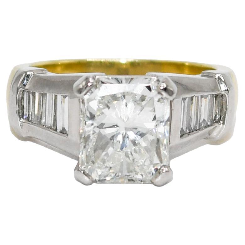 18k Yellow Gold & Platinum Diamond Ring, 3.00ct Radiant, I, Vs2, 10.2g For Sale