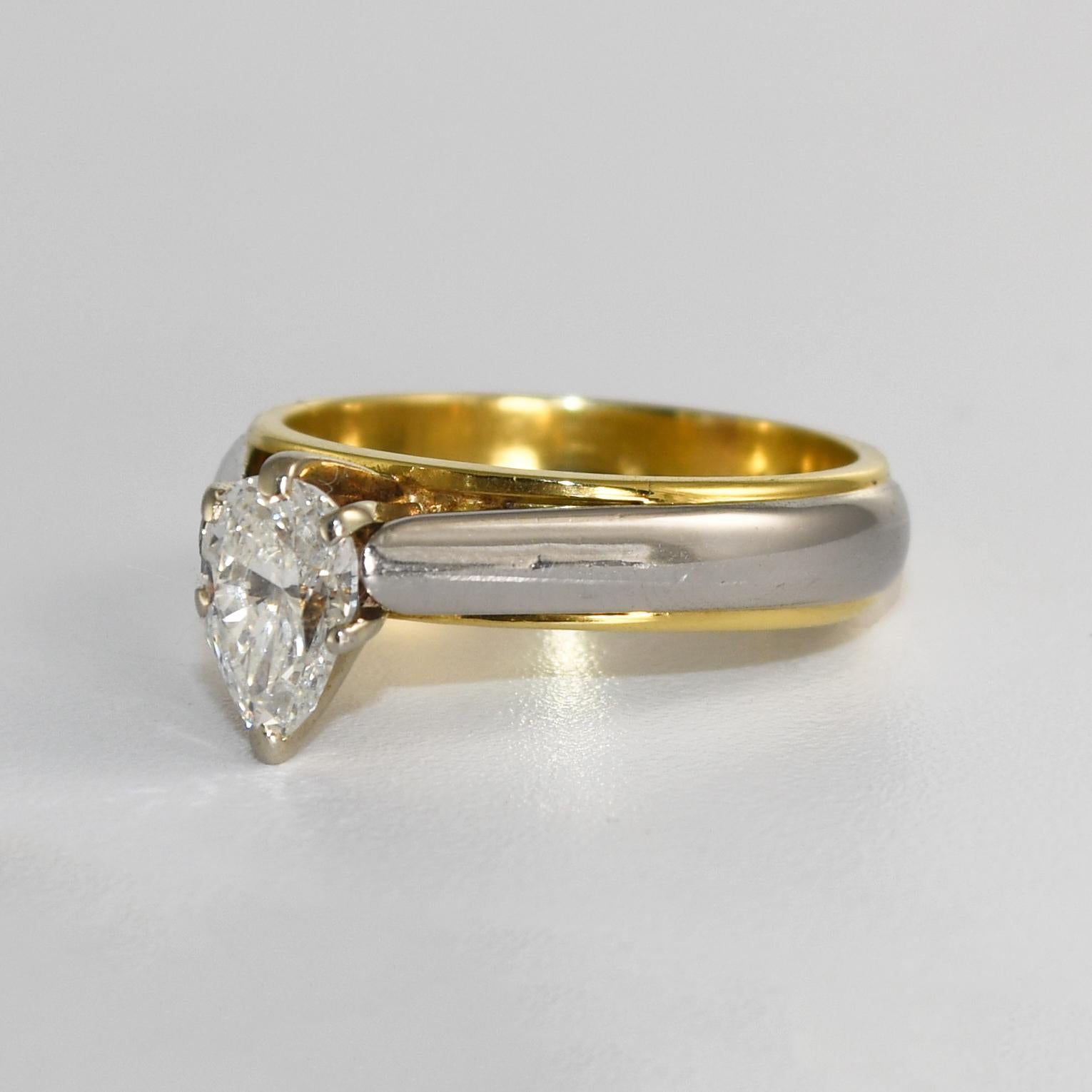 18K Yellow Gold & Platinum Diamond Solitaire Ring 1.01ct For Sale 1