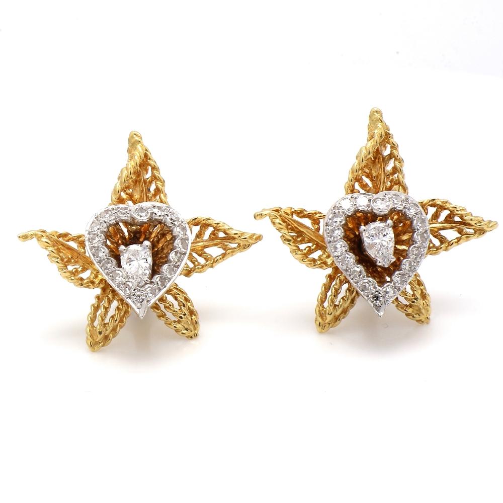 Round Cut 18K Yellow Gold & Platinum Flower Earrings with Entremblant Diamonds For Sale