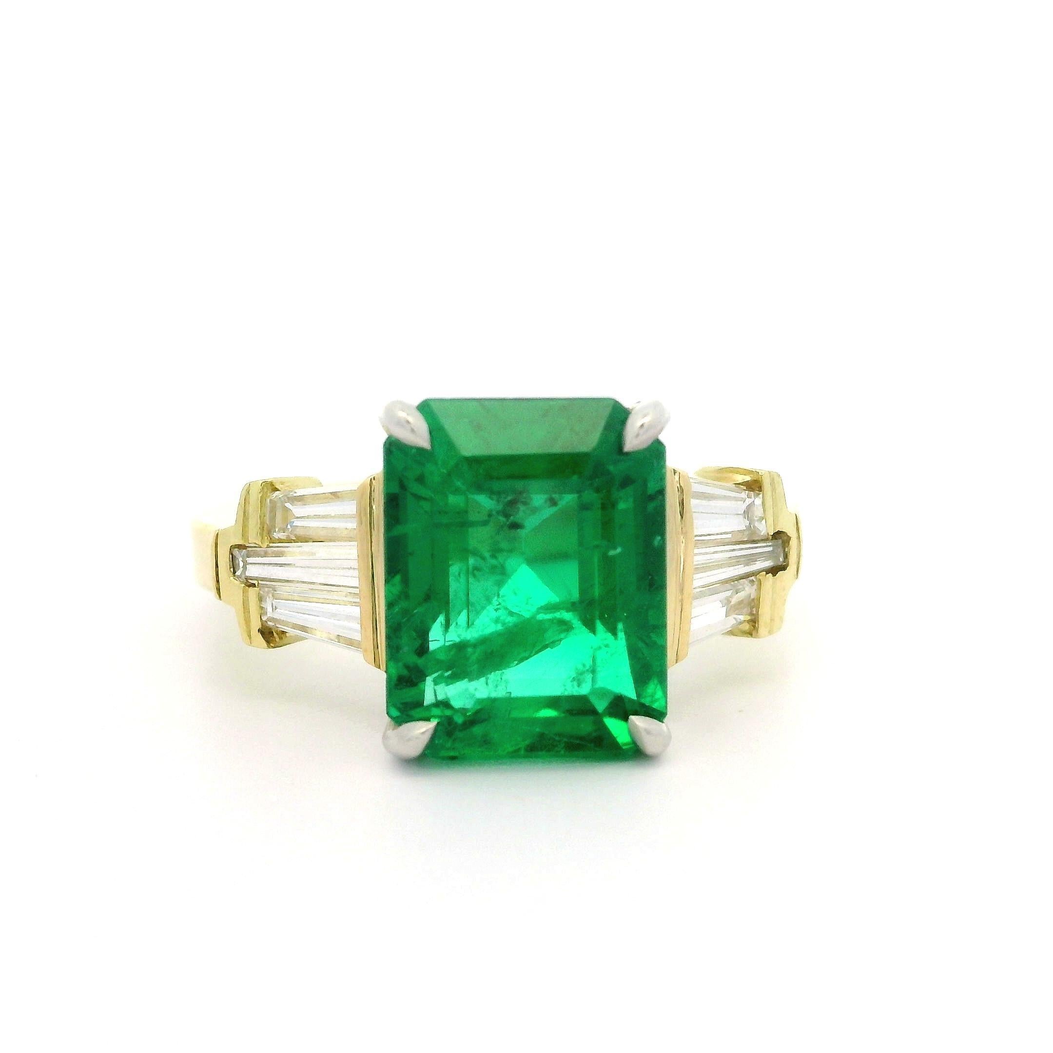 18k Yellow Gold & Platinum GIA 4.1ctw Quality Emerald Baguette Diamond Ring For Sale 5