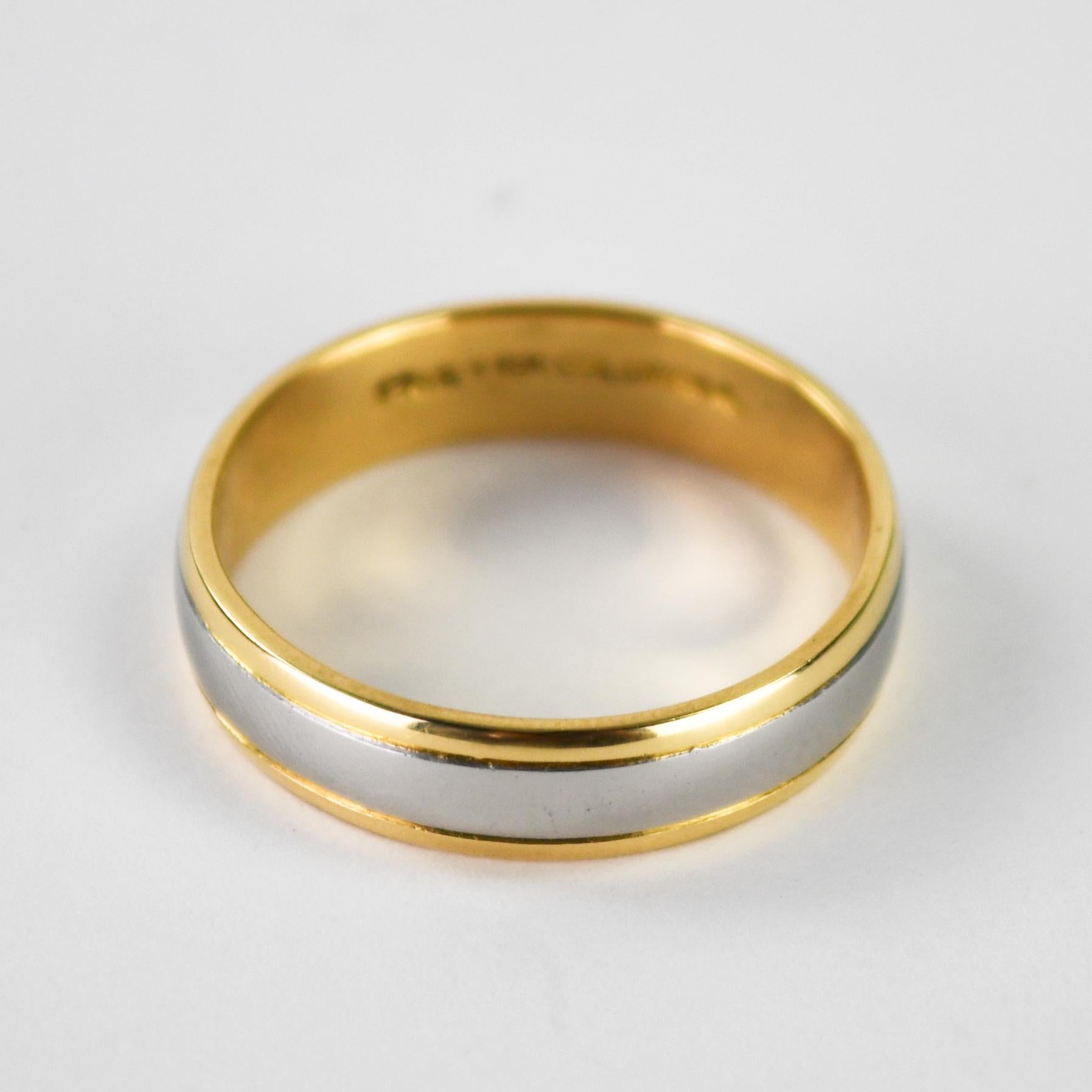 Anneau de mariage bicolore en or jaune 18K et platine 7.7g en vente 2