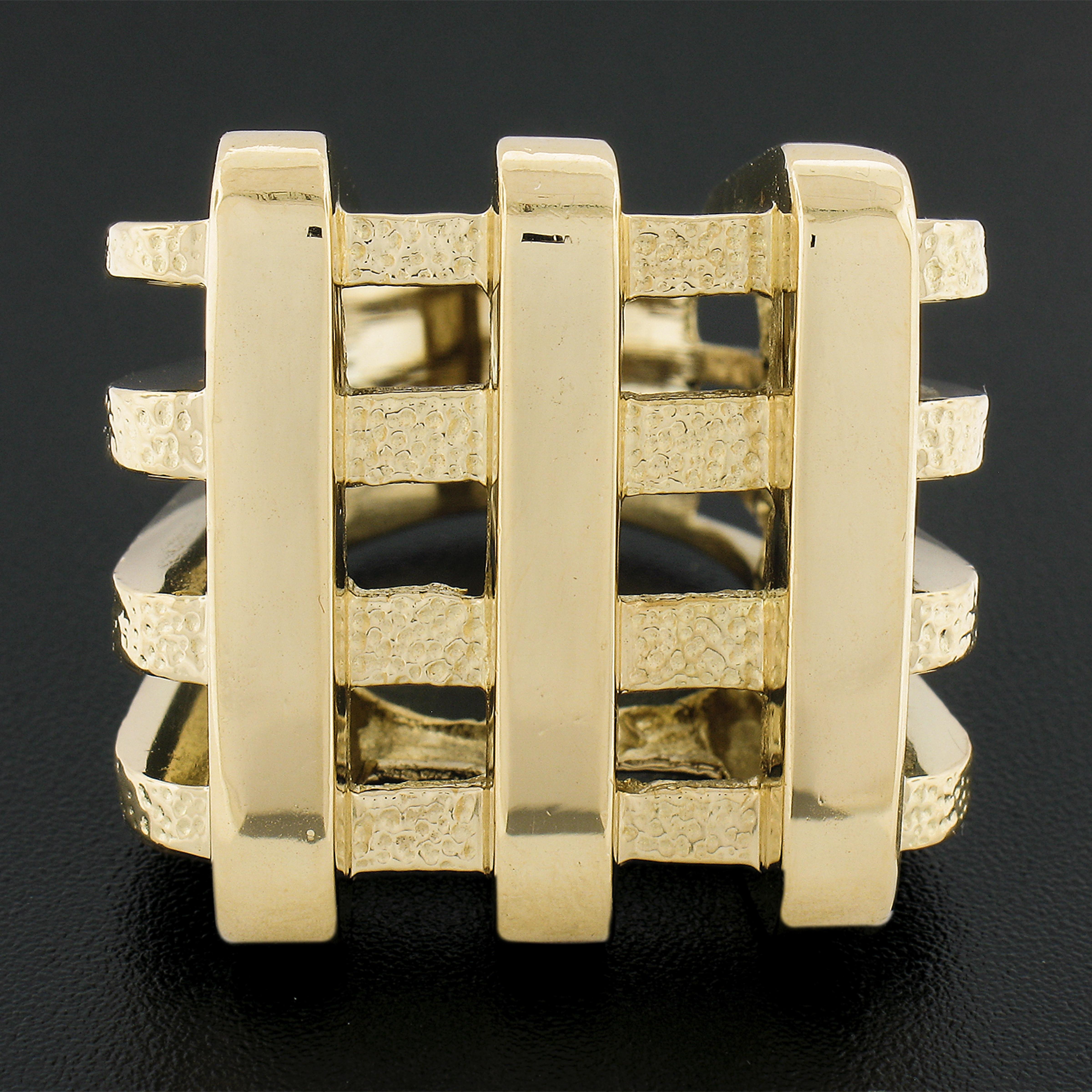 18K Yellow Gold Polished Textured Square Open Basket Weave Wide Heavy Band Ring In Excellent Condition For Sale In Montclair, NJ