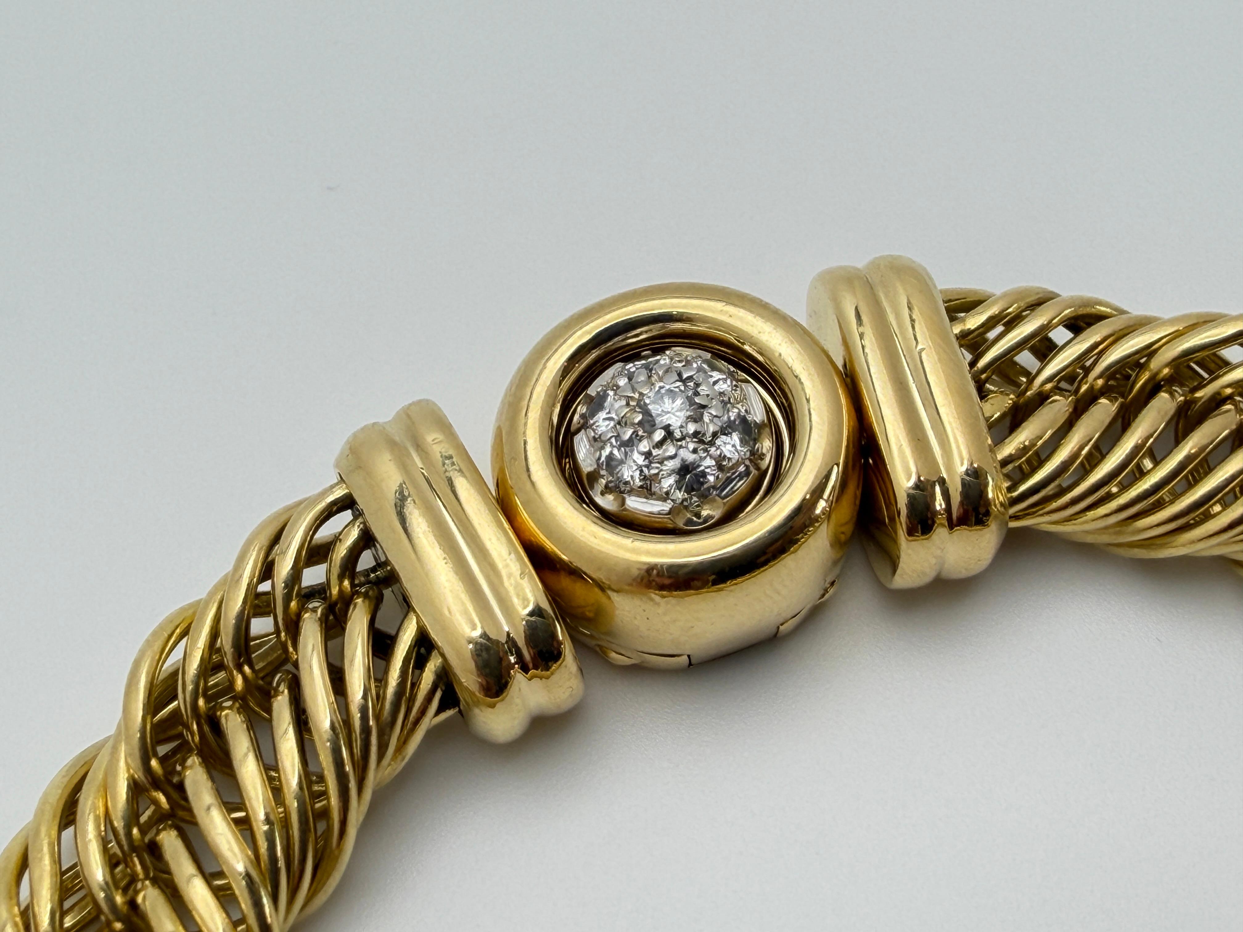 Bracelet à maillons tressés en or jaune 18K avec fermoir à diamants Pomellato en vente 5