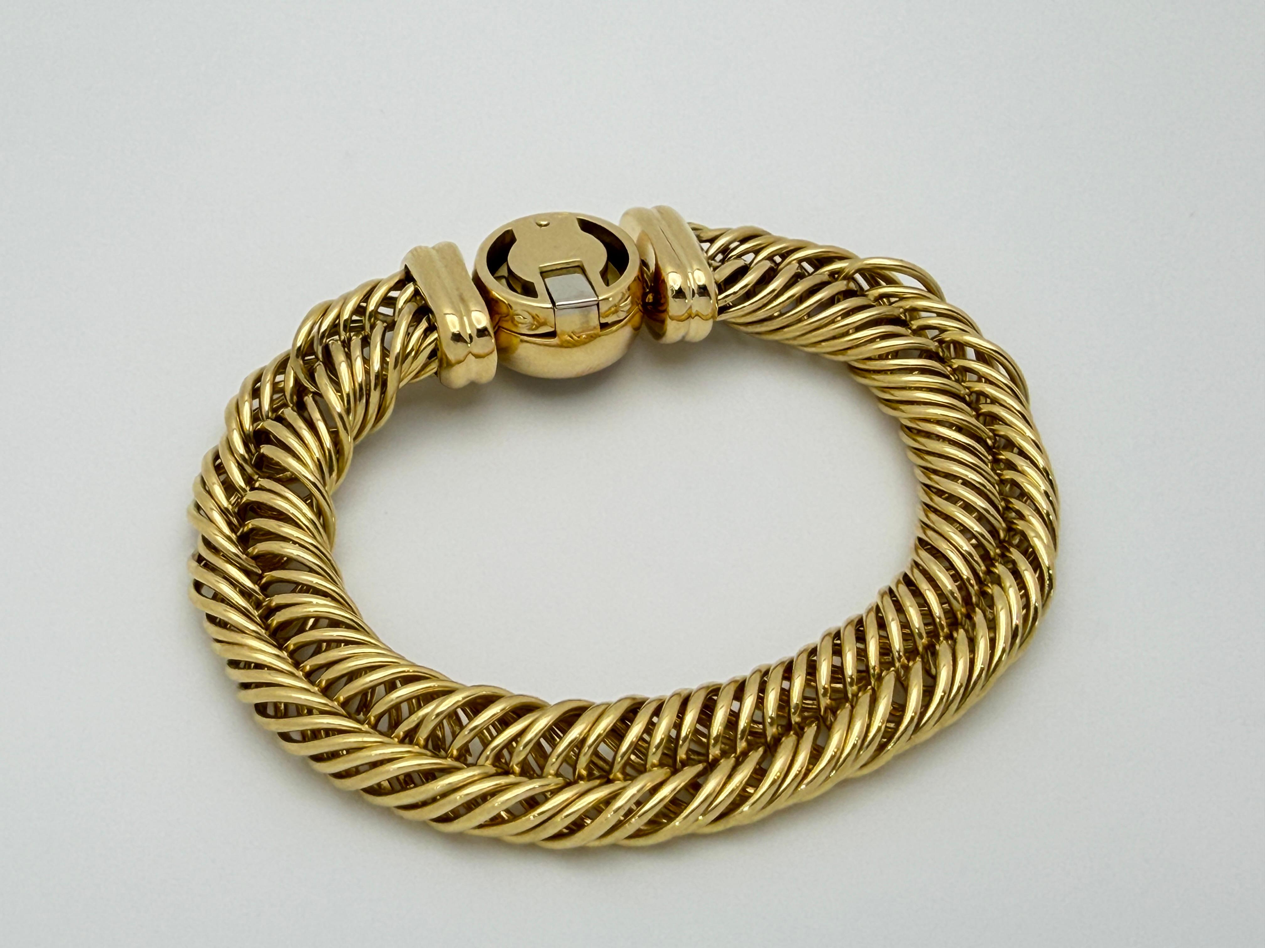 Bracelet à maillons tressés en or jaune 18K avec fermoir à diamants Pomellato en vente 7