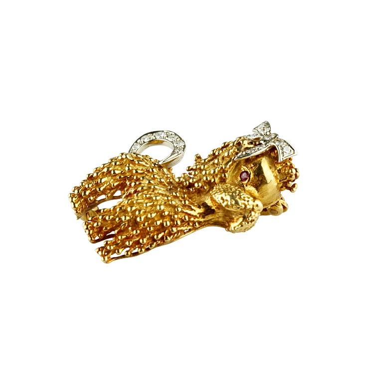 18k Yellow Gold Poodle Brooch Featuring Diamond & Ruby Accents with Certificate In Good Condition For Sale In Sherman Oaks, CA