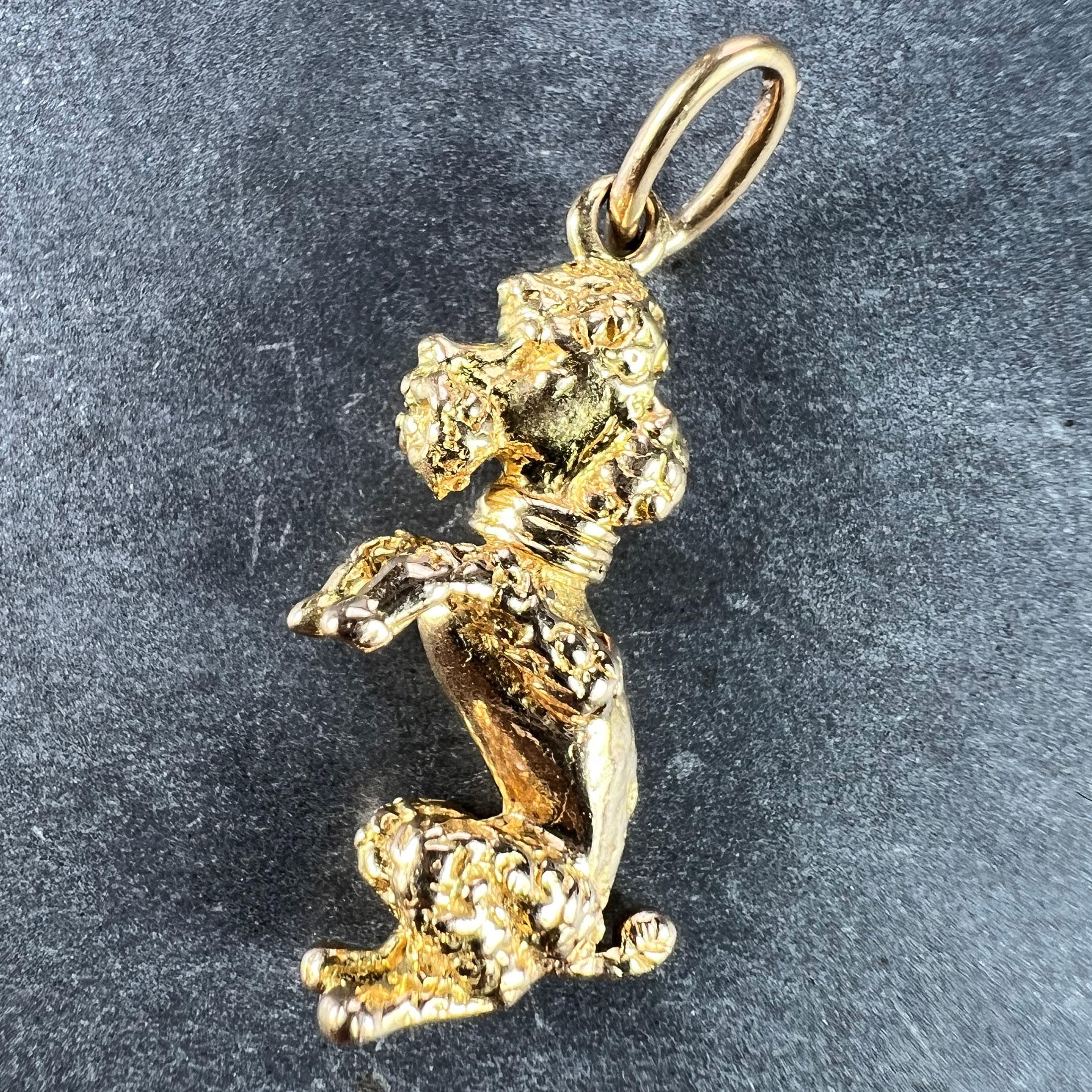 18K Yellow Gold Poodle Dog Charm Pendant In Good Condition For Sale In London, GB