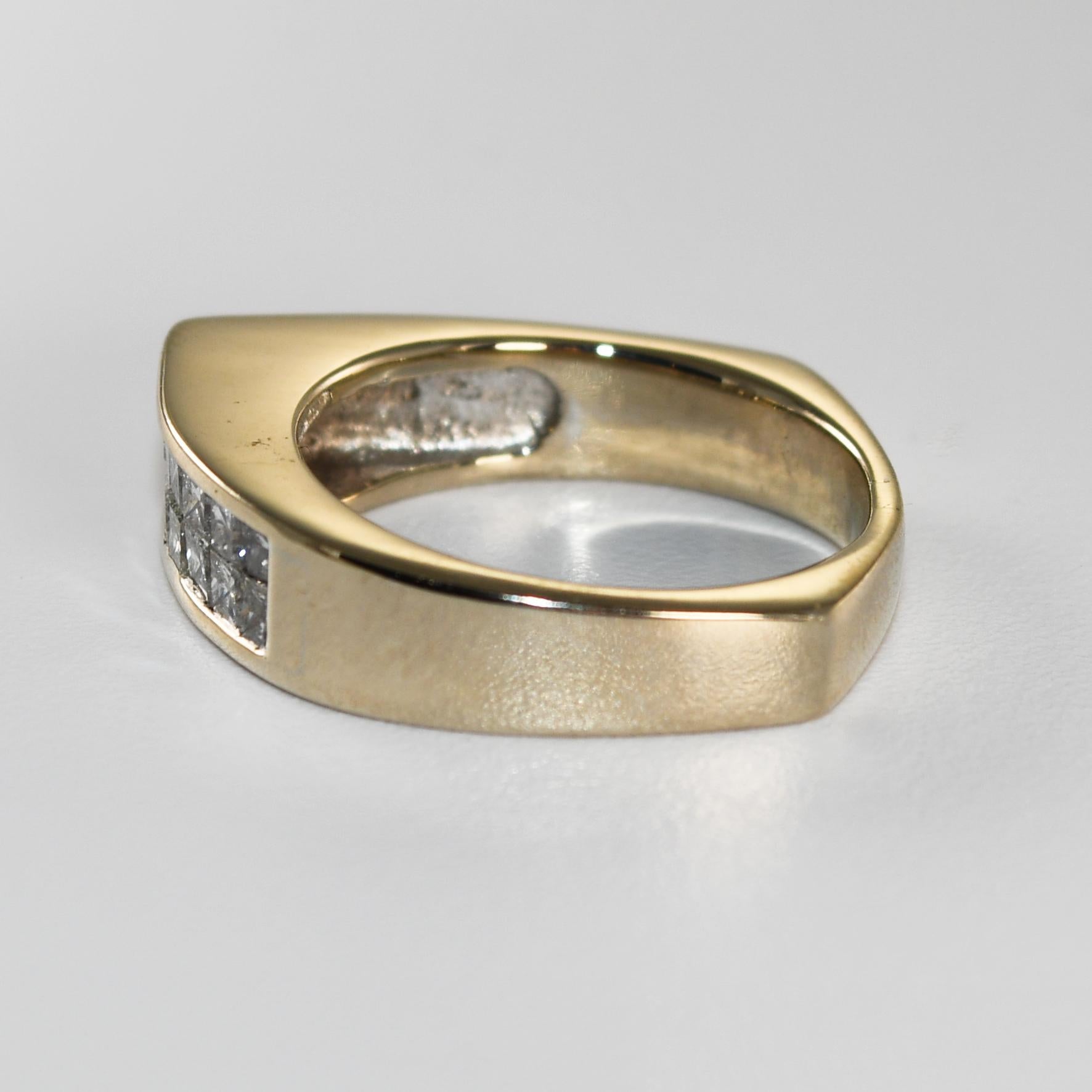 18K Yellow Gold Princess Cut Diamond Ring 0.50ct For Sale 1