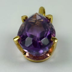 18 Karat Yellow Gold Purple Amethyst Pear Shape Pendant