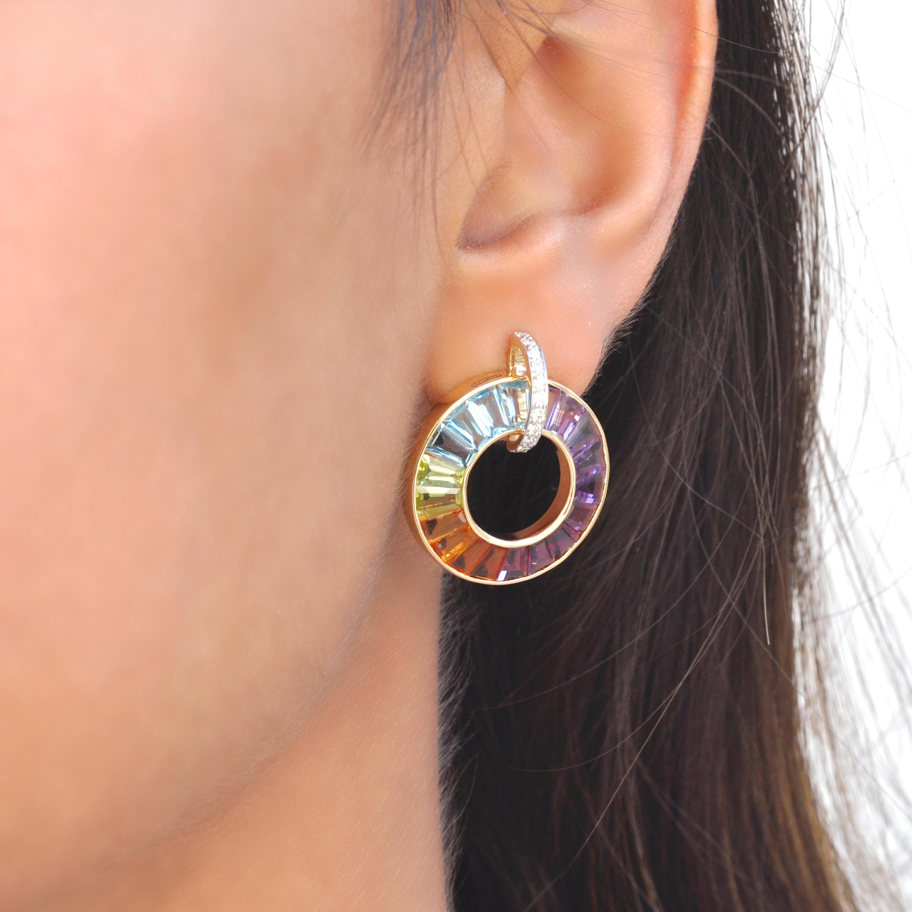 18K Yellow Gold Art Deco Inspired Rainbow Gemstones Diamond Circle Stud Earrings For Sale 4