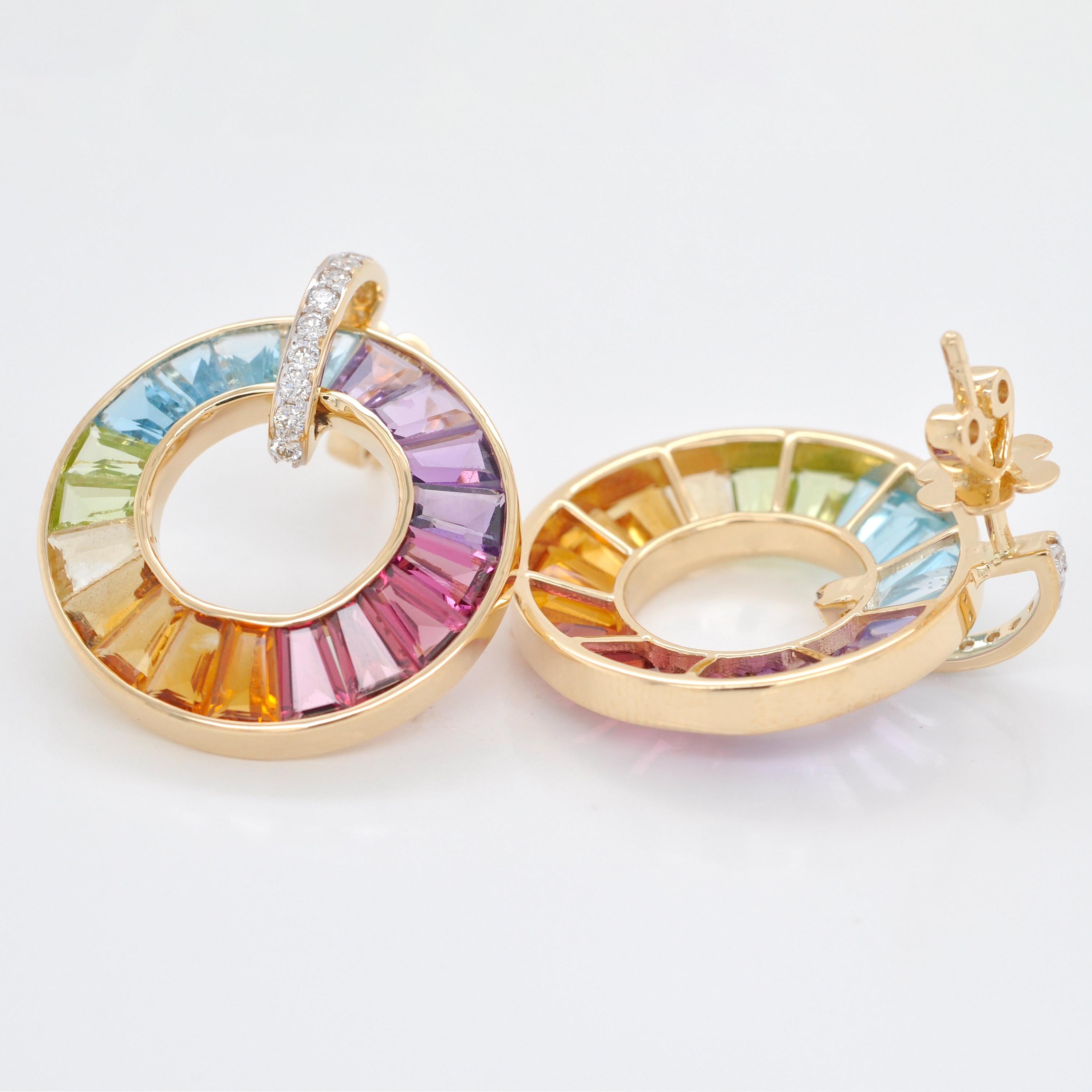 18K Yellow Gold Art Deco Inspired Rainbow Gemstones Diamond Circle Stud Earrings For Sale 1