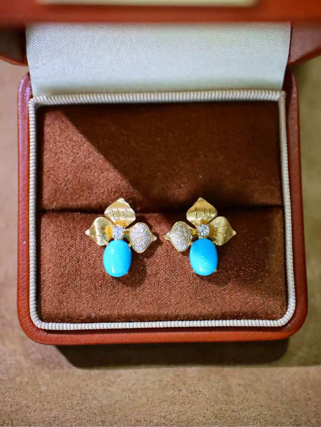 Vibrant Blue Sleeping Beauty Turquoise Diamond 18K Yellow Gold Earrings For Sale 2